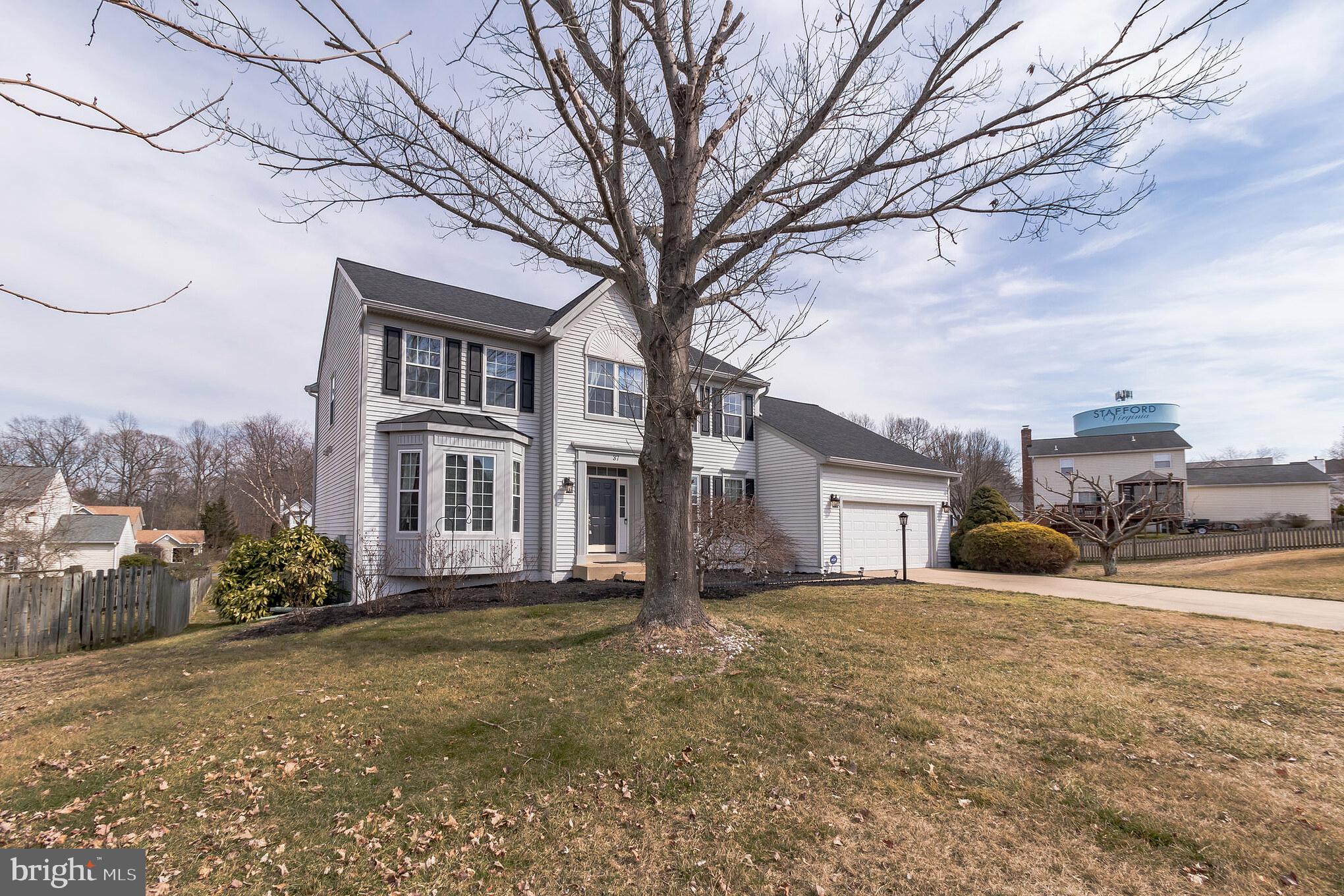 STONE RIVER - Residential