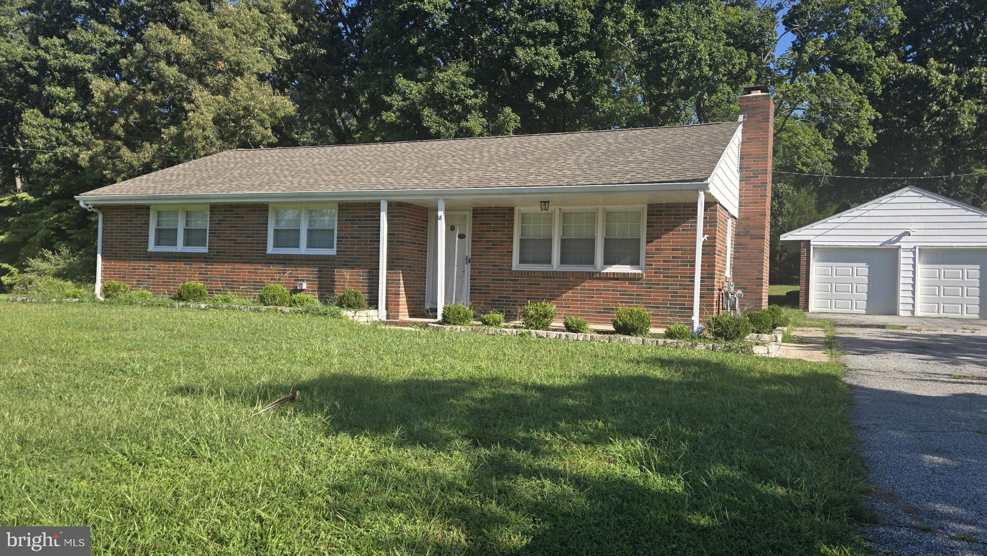18 HOOD DRIVE