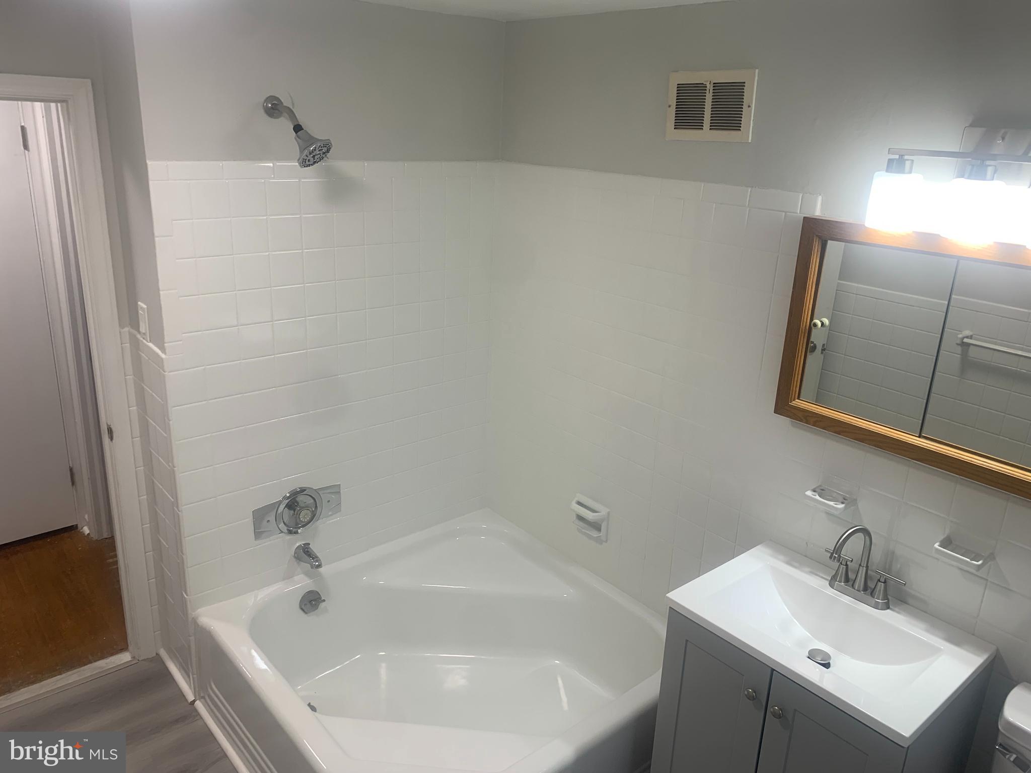 GWYNEDD ACRES - Residential