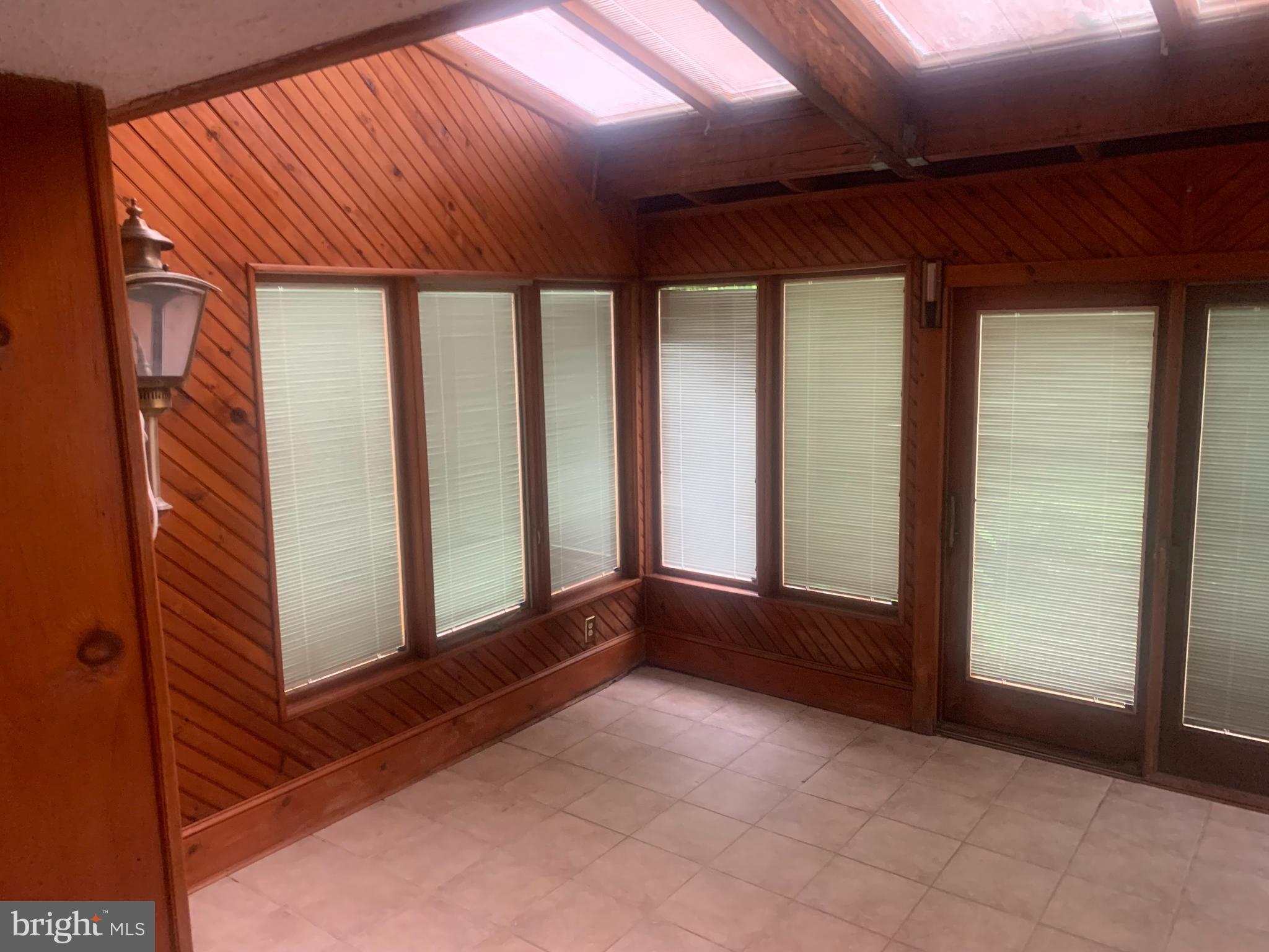 GWYNEDD ACRES - Residential