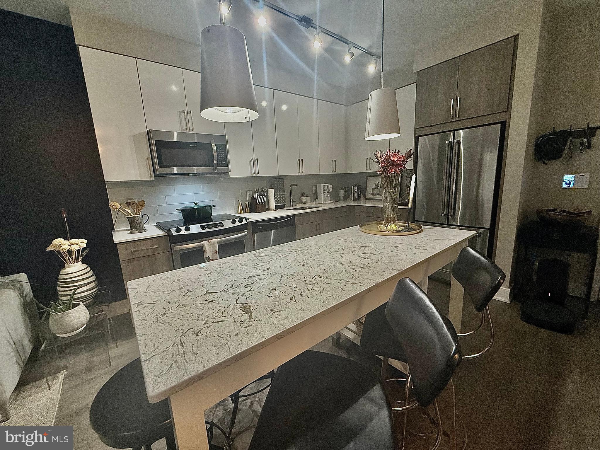 NATIONAL HARBOR - Residential Lease