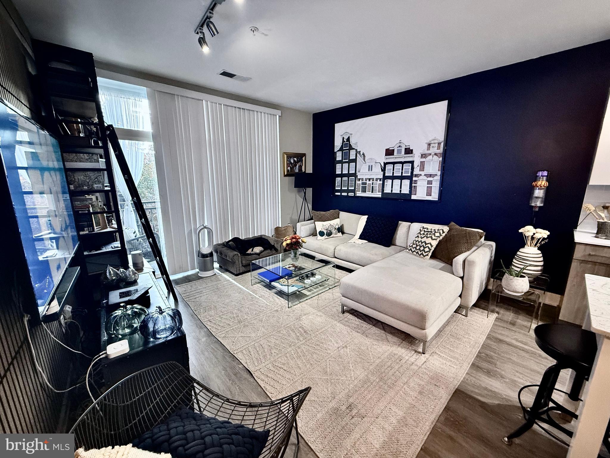 NATIONAL HARBOR - Residential Lease