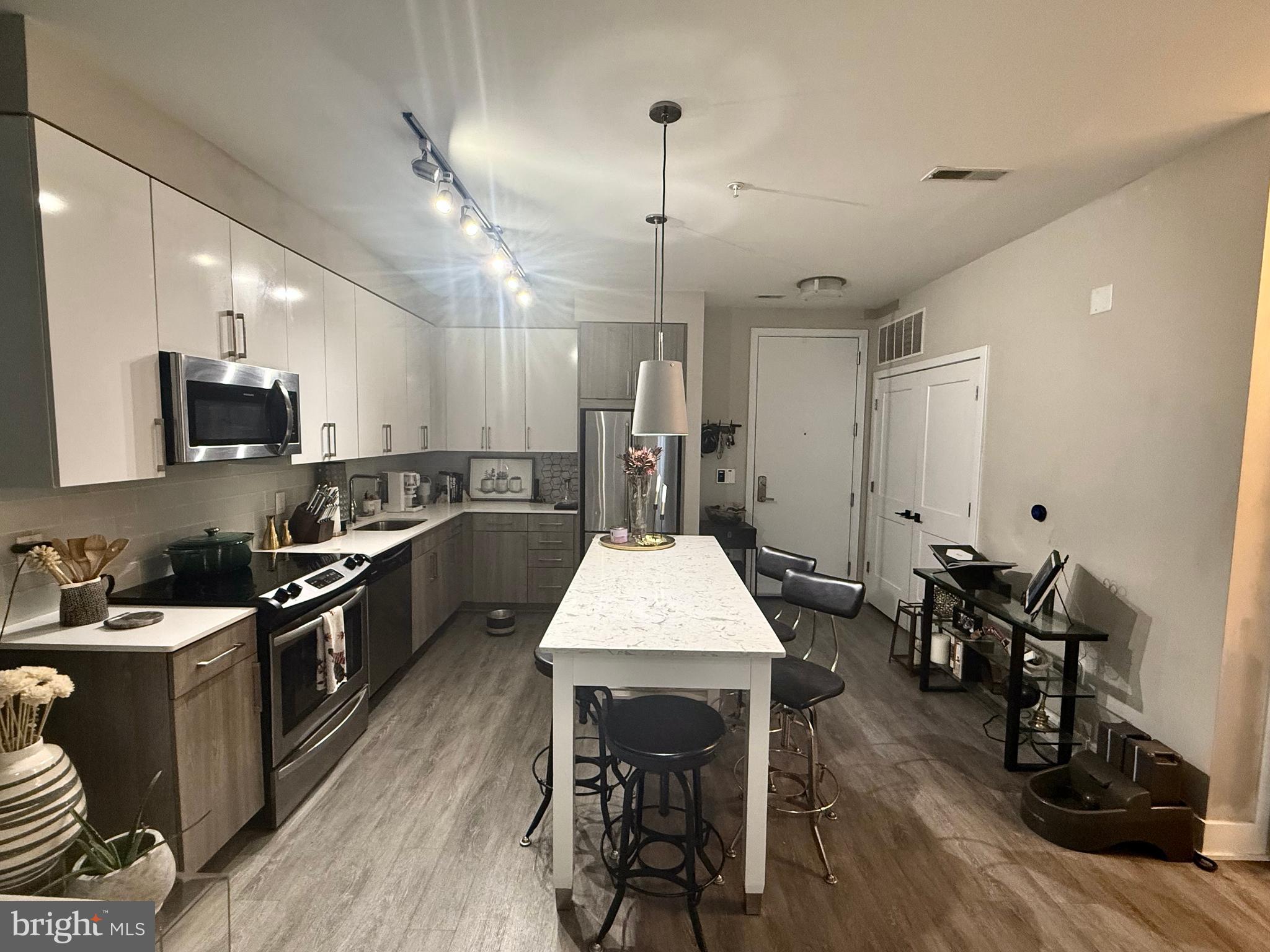 NATIONAL HARBOR - Residential Lease