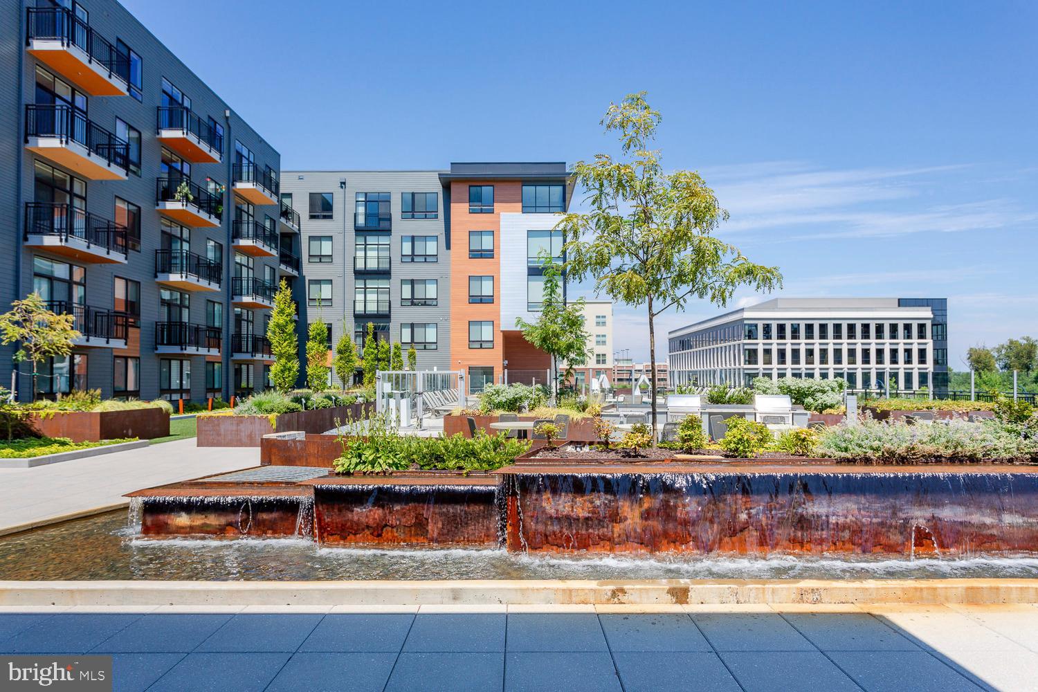 NATIONAL HARBOR - Residential Lease