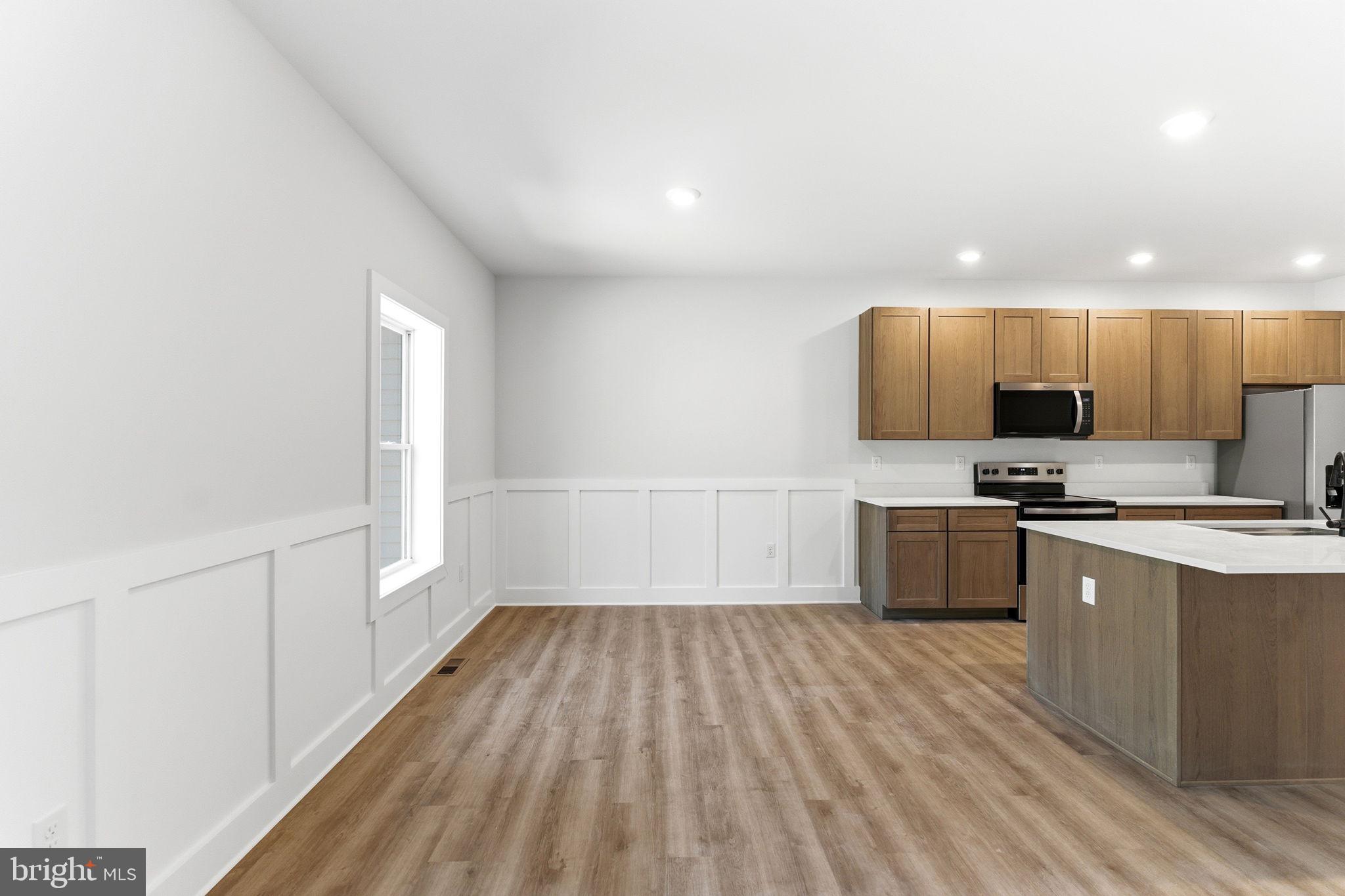 WINDFALL ACRES - Residential
