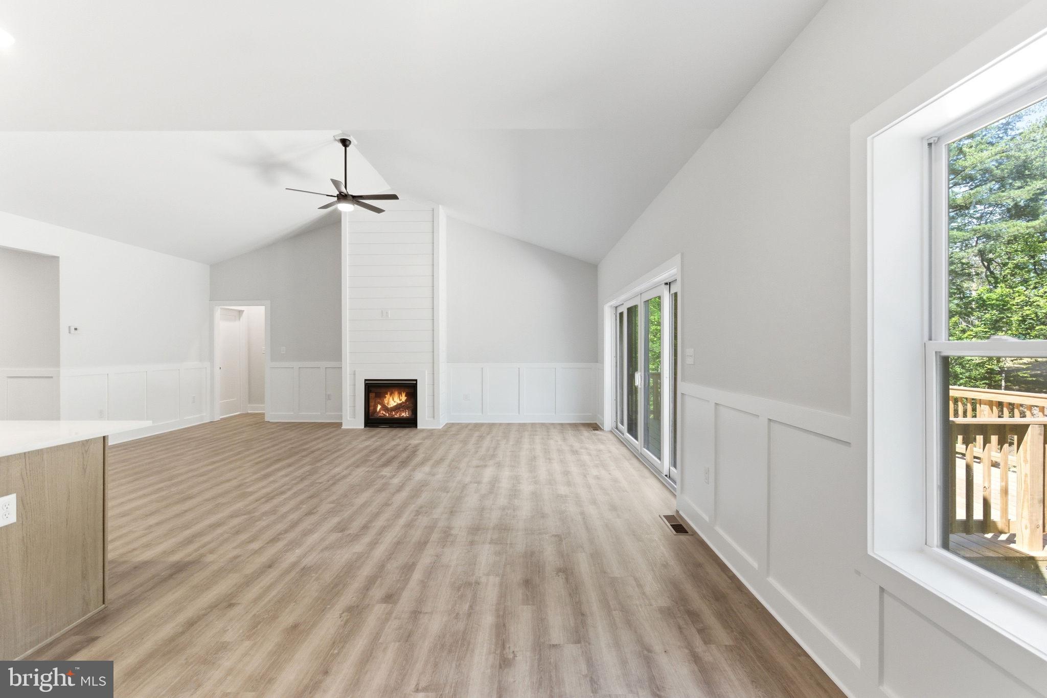 WINDFALL ACRES - Residential