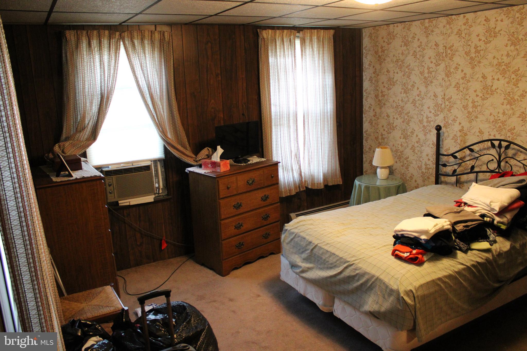 DUTCH HILL - Residential