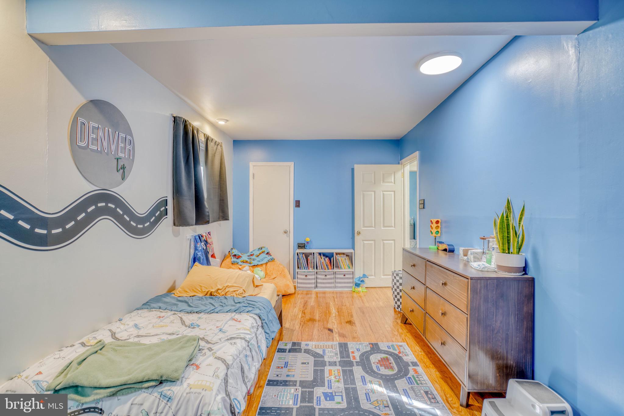 OAK HILL - Residential