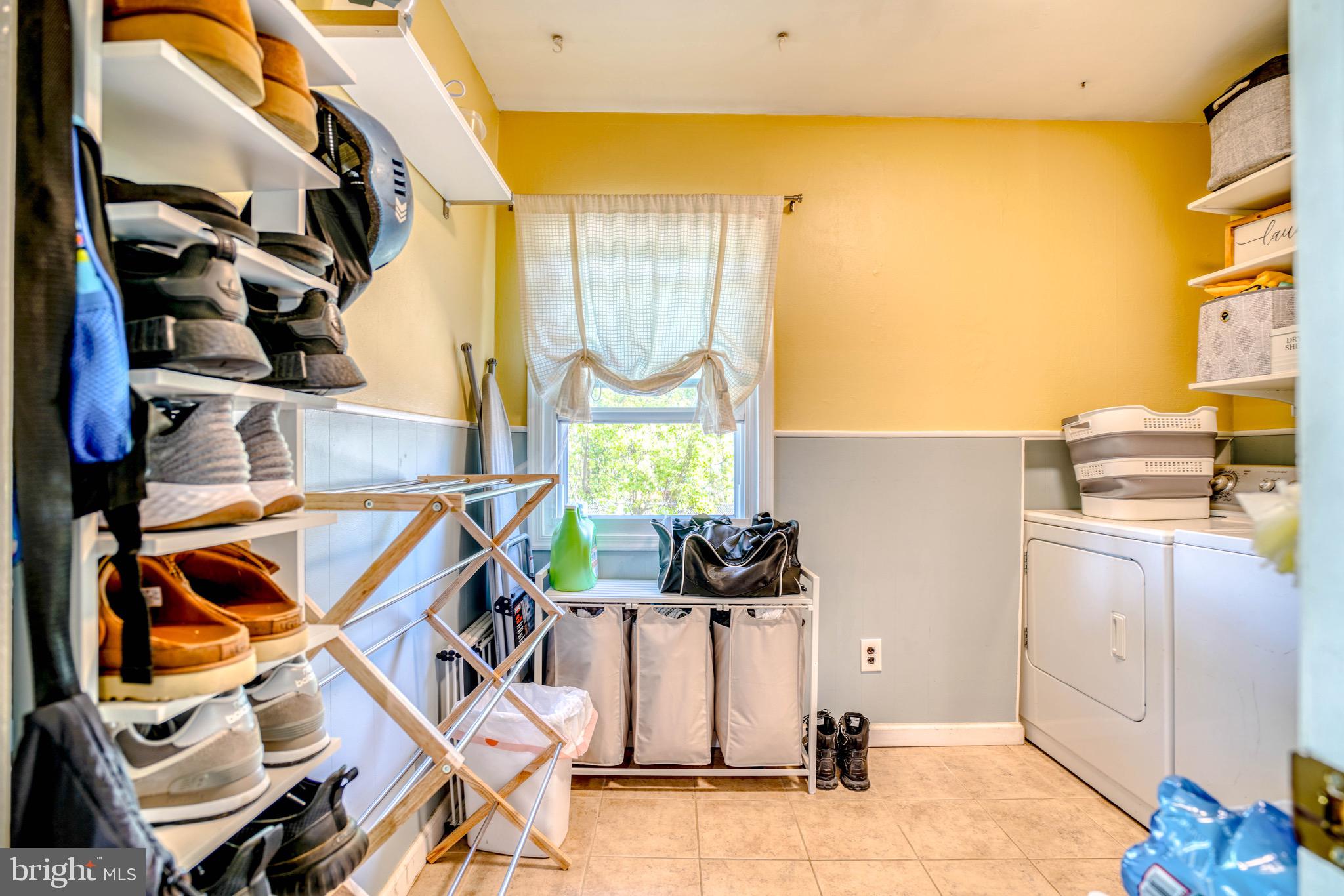 OAK HILL - Residential