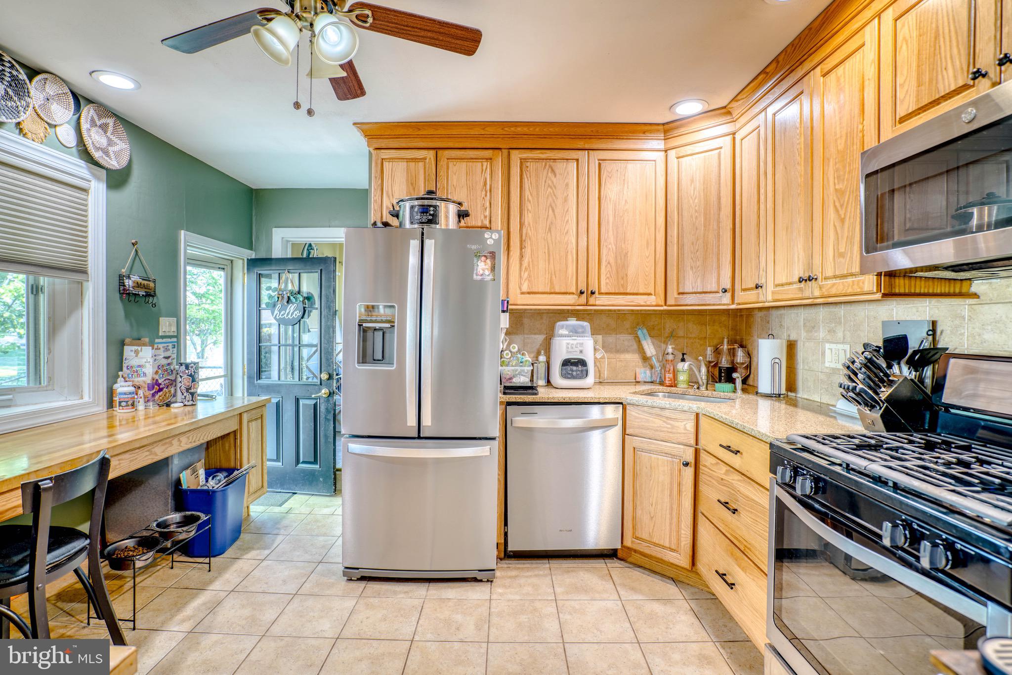 OAK HILL - Residential