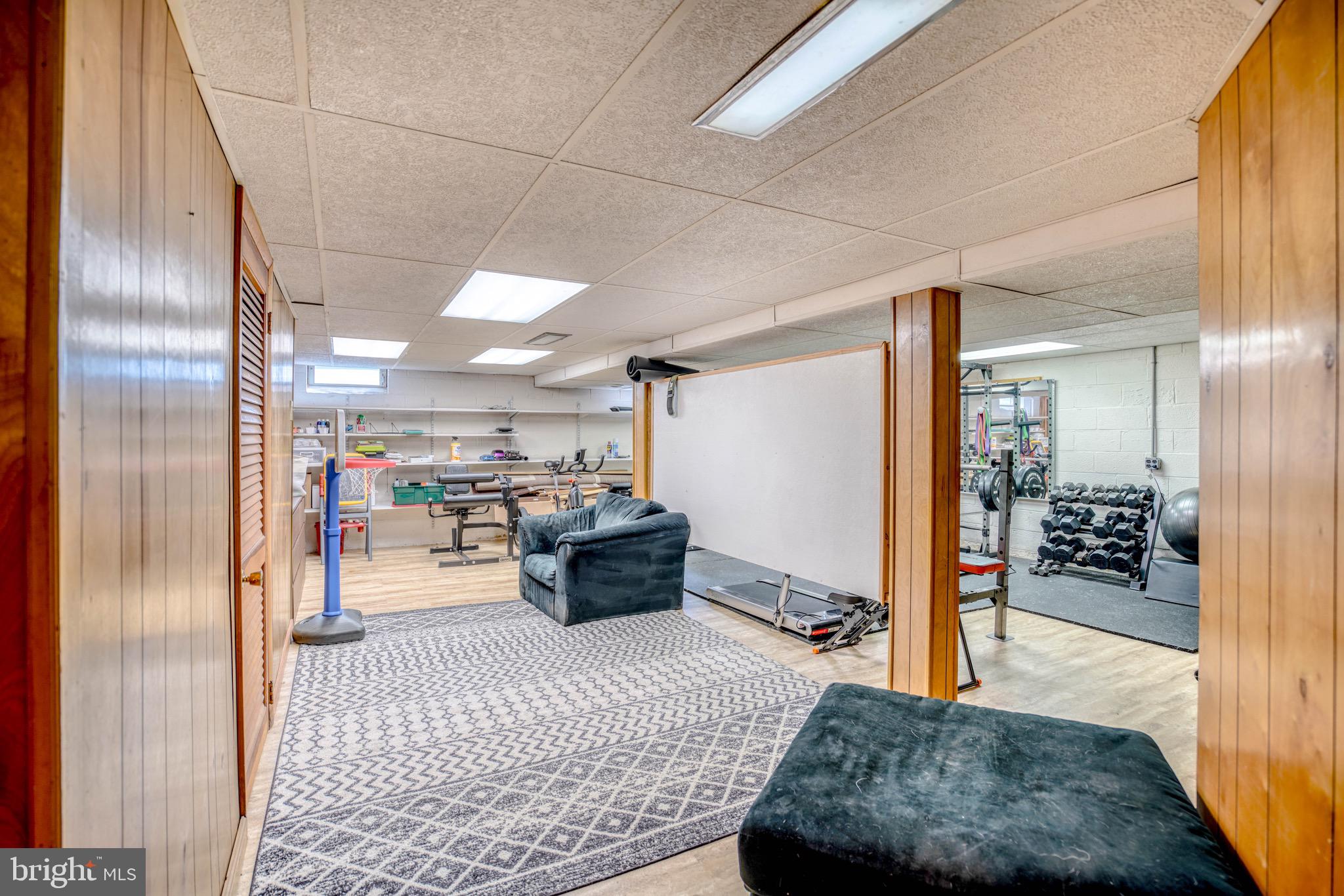 OAK HILL - Residential