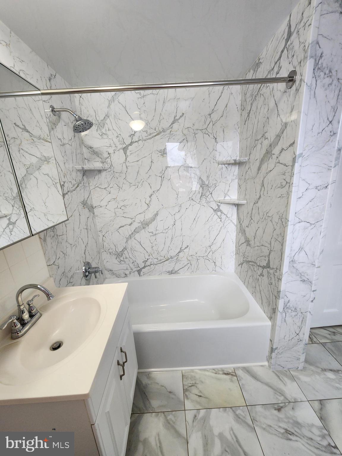 CONSHOHOCKEN - Residential Lease