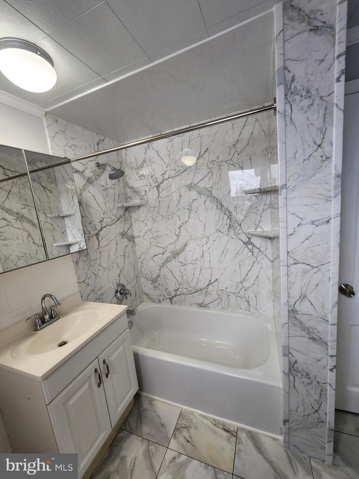 CONSHOHOCKEN - Residential Lease