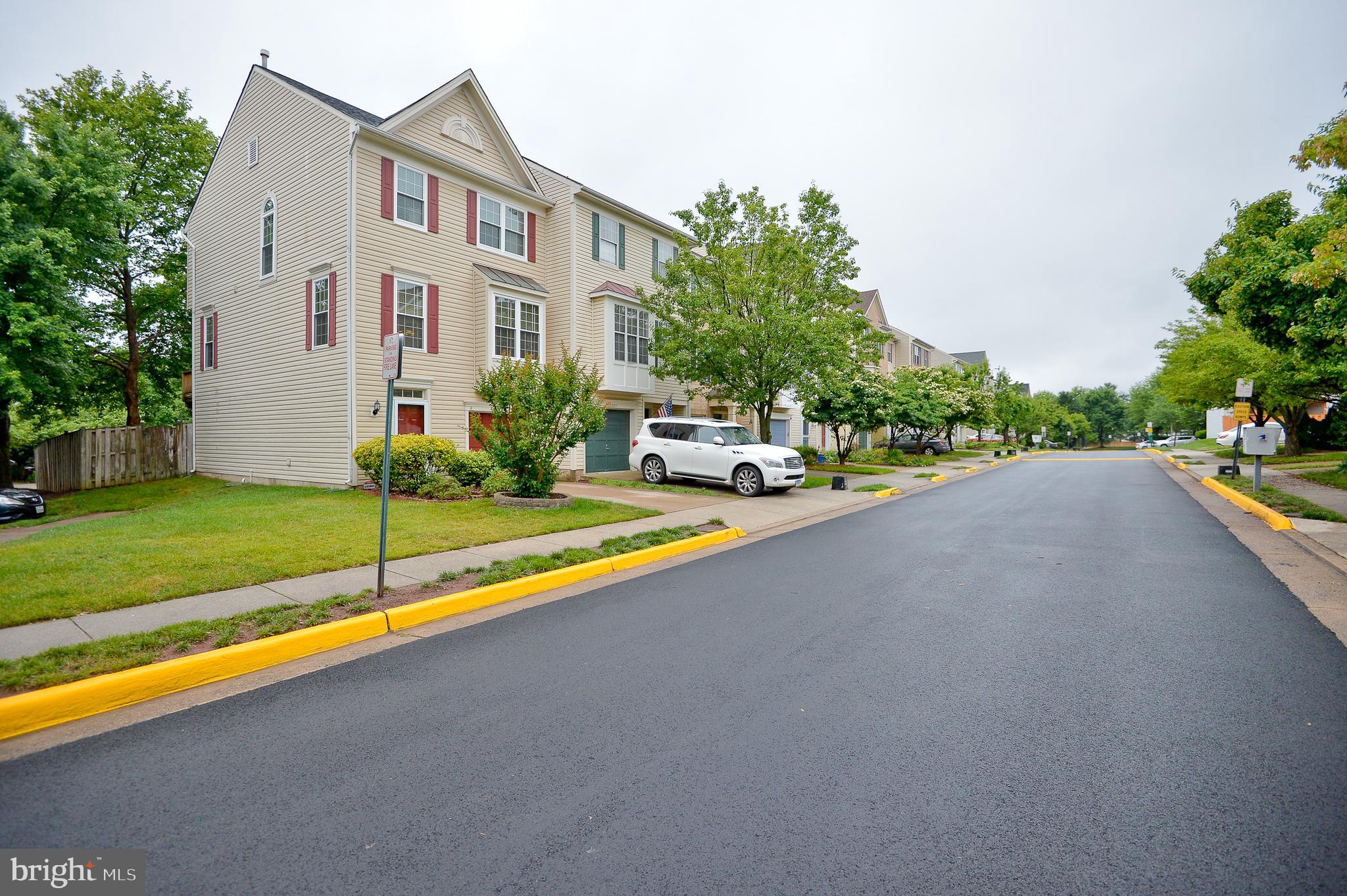 CENTRE RIDGE LAND BAY - Residential