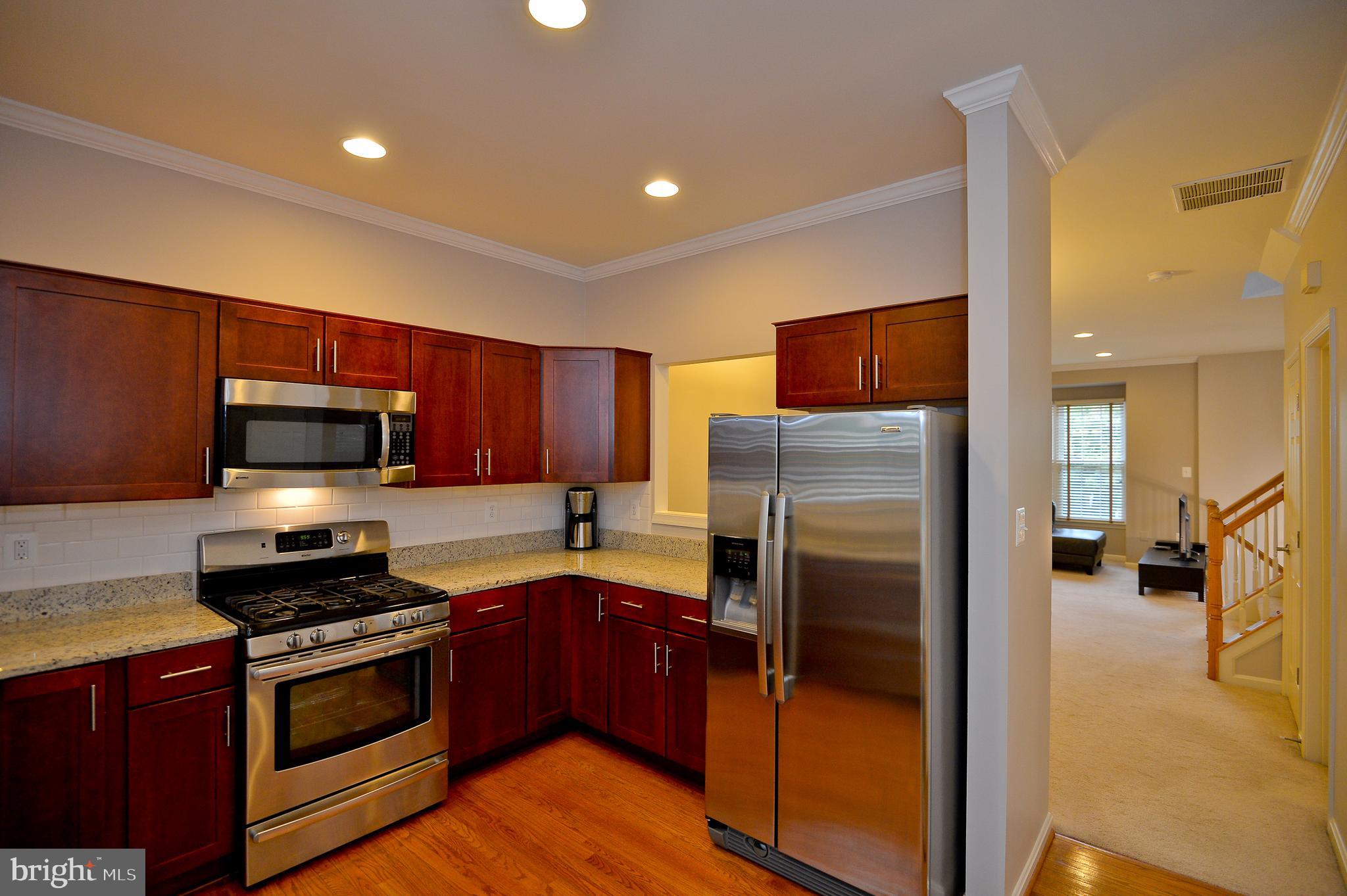 CENTRE RIDGE LAND BAY - Residential