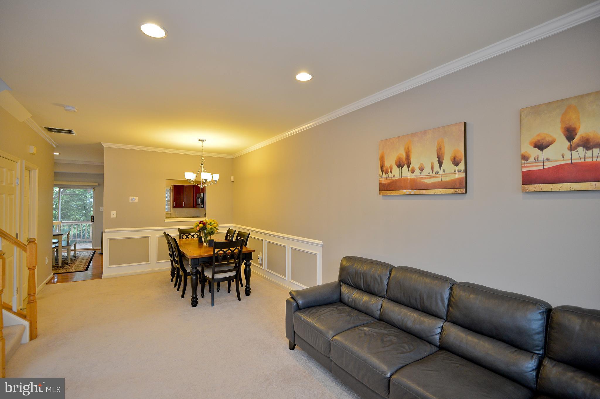 CENTRE RIDGE LAND BAY - Residential