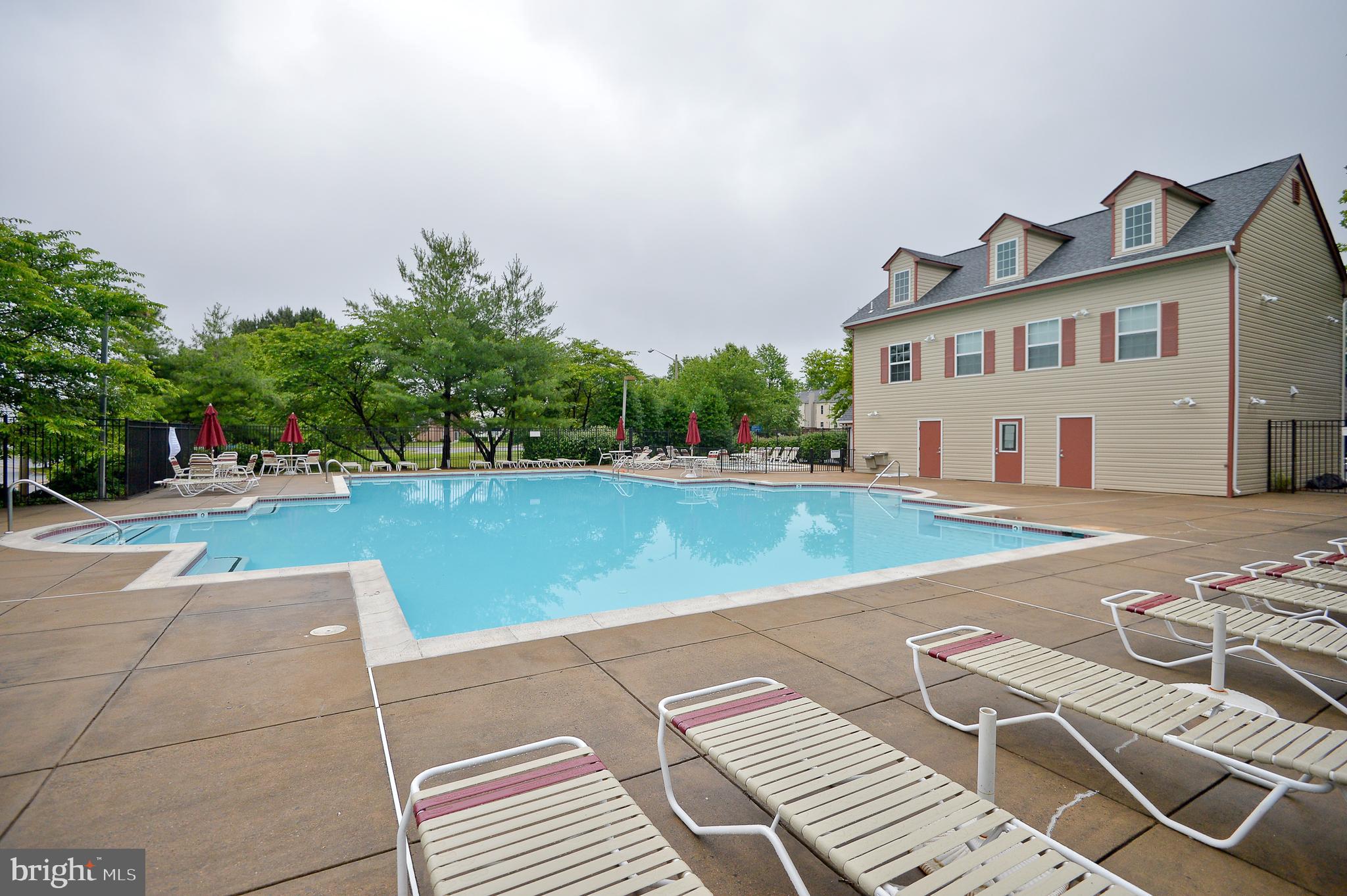 CENTRE RIDGE LAND BAY - Residential