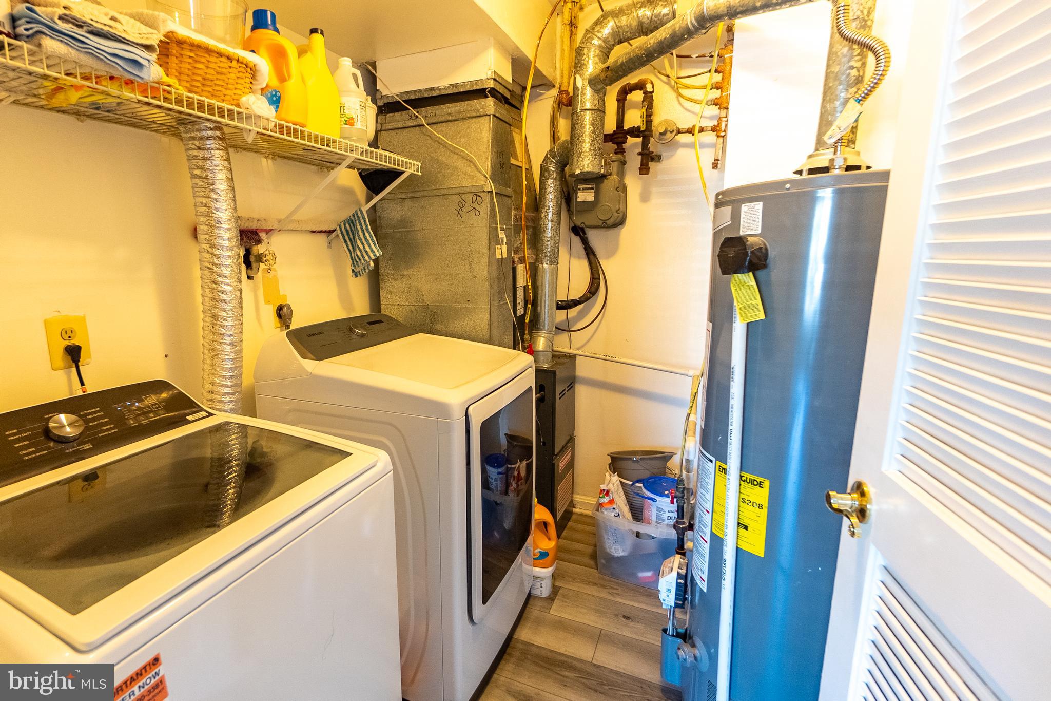 STRATFORD CONDOS - Residential