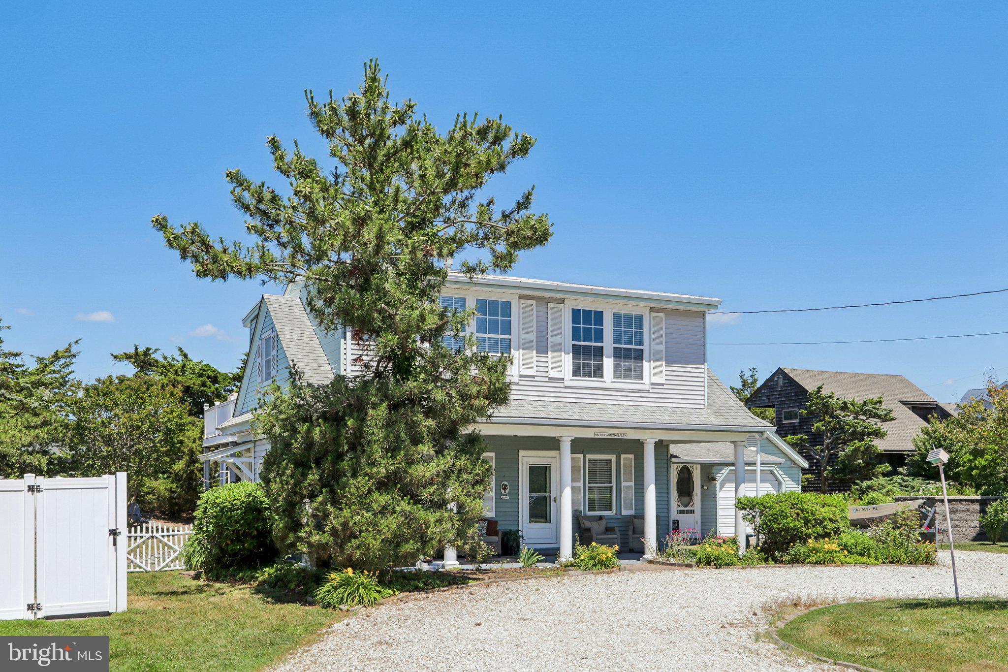 100 N COMMONWEALTH AVENUE