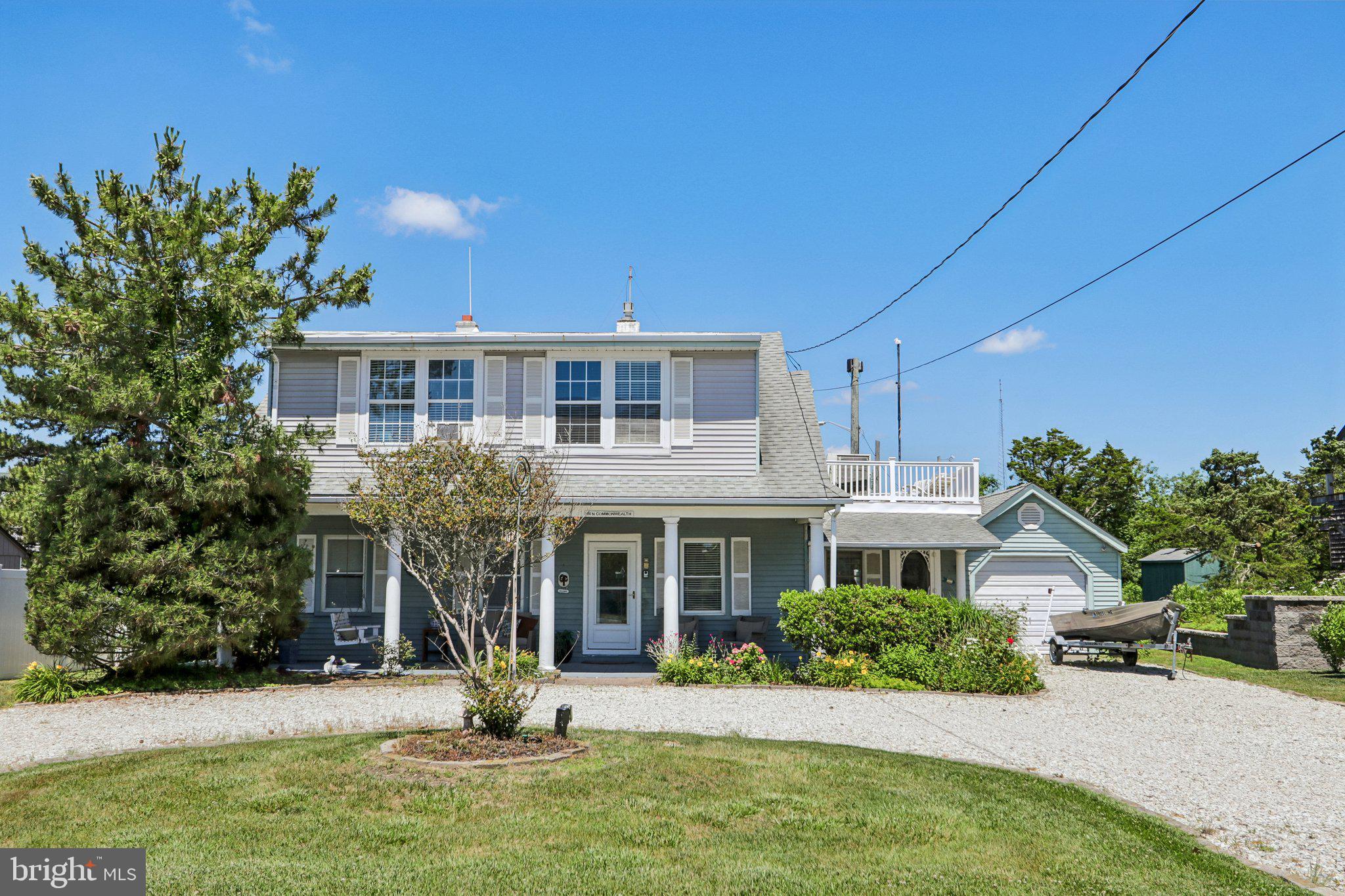 100 N COMMONWEALTH AVENUE