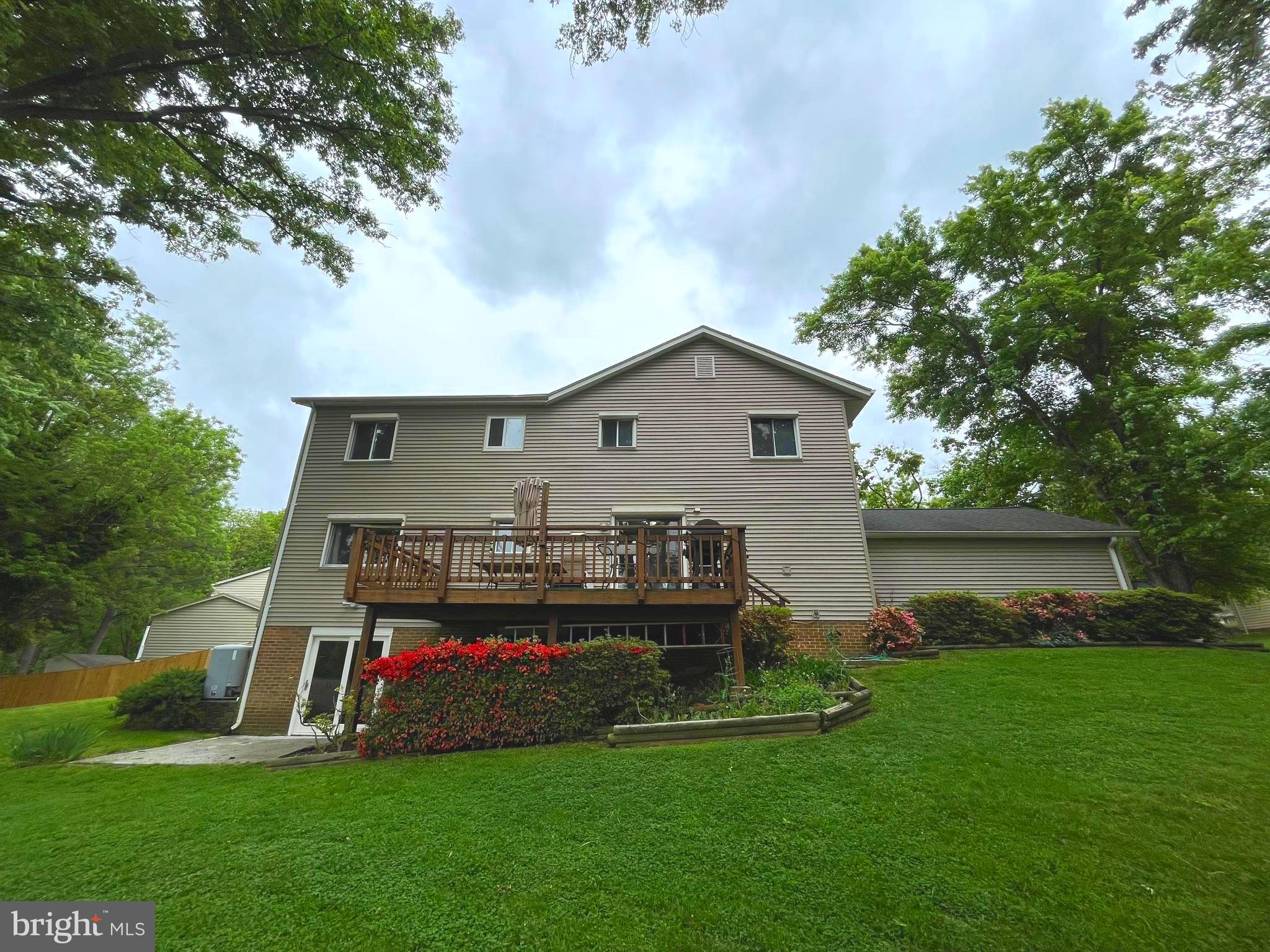 THE TRAILS - Residential