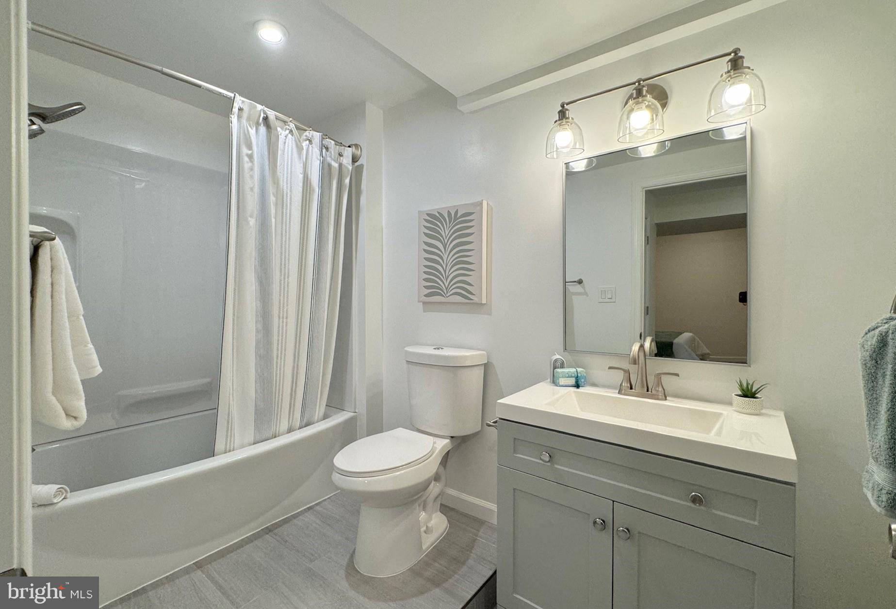 THE TRAILS - Residential