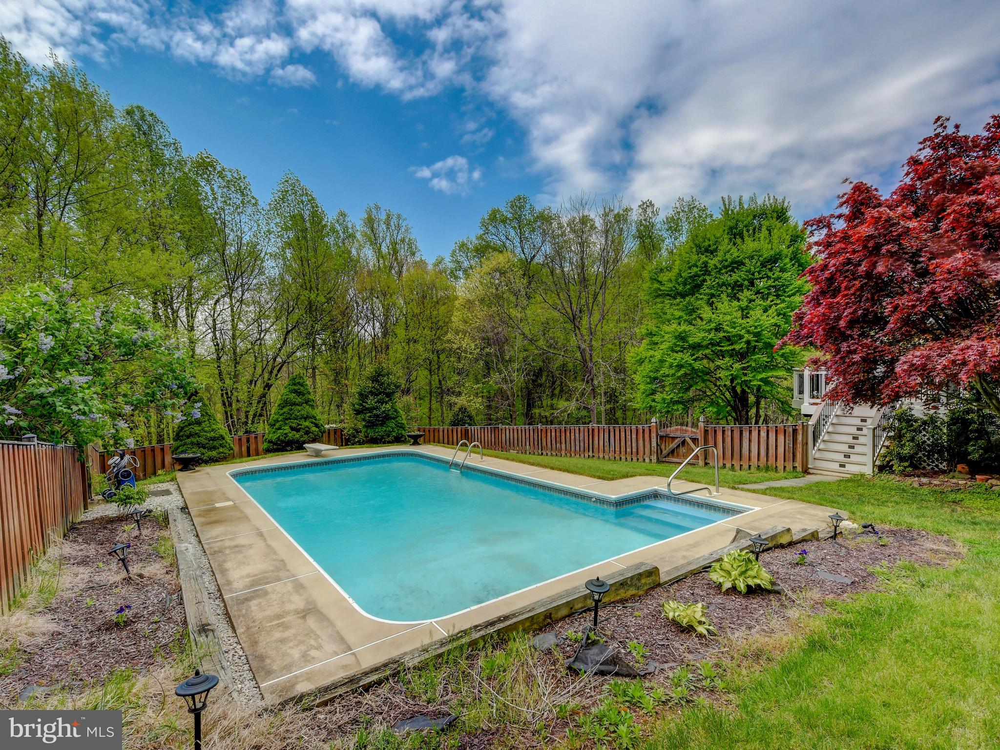 AUTUMN PARK - Residential