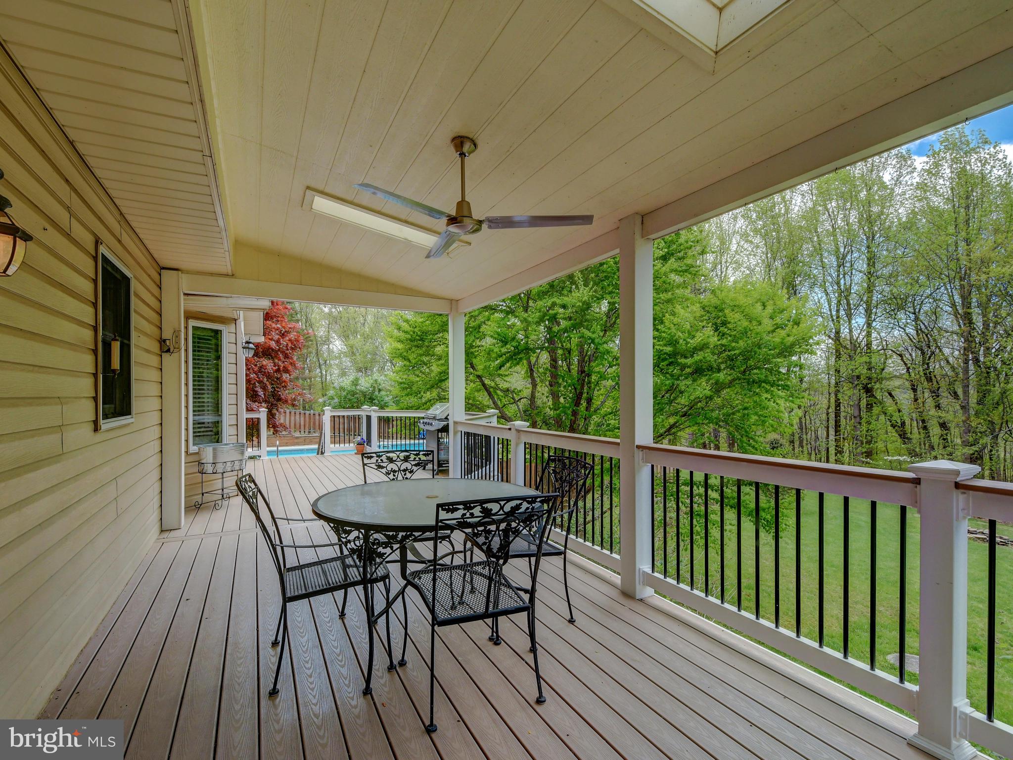 AUTUMN PARK - Residential