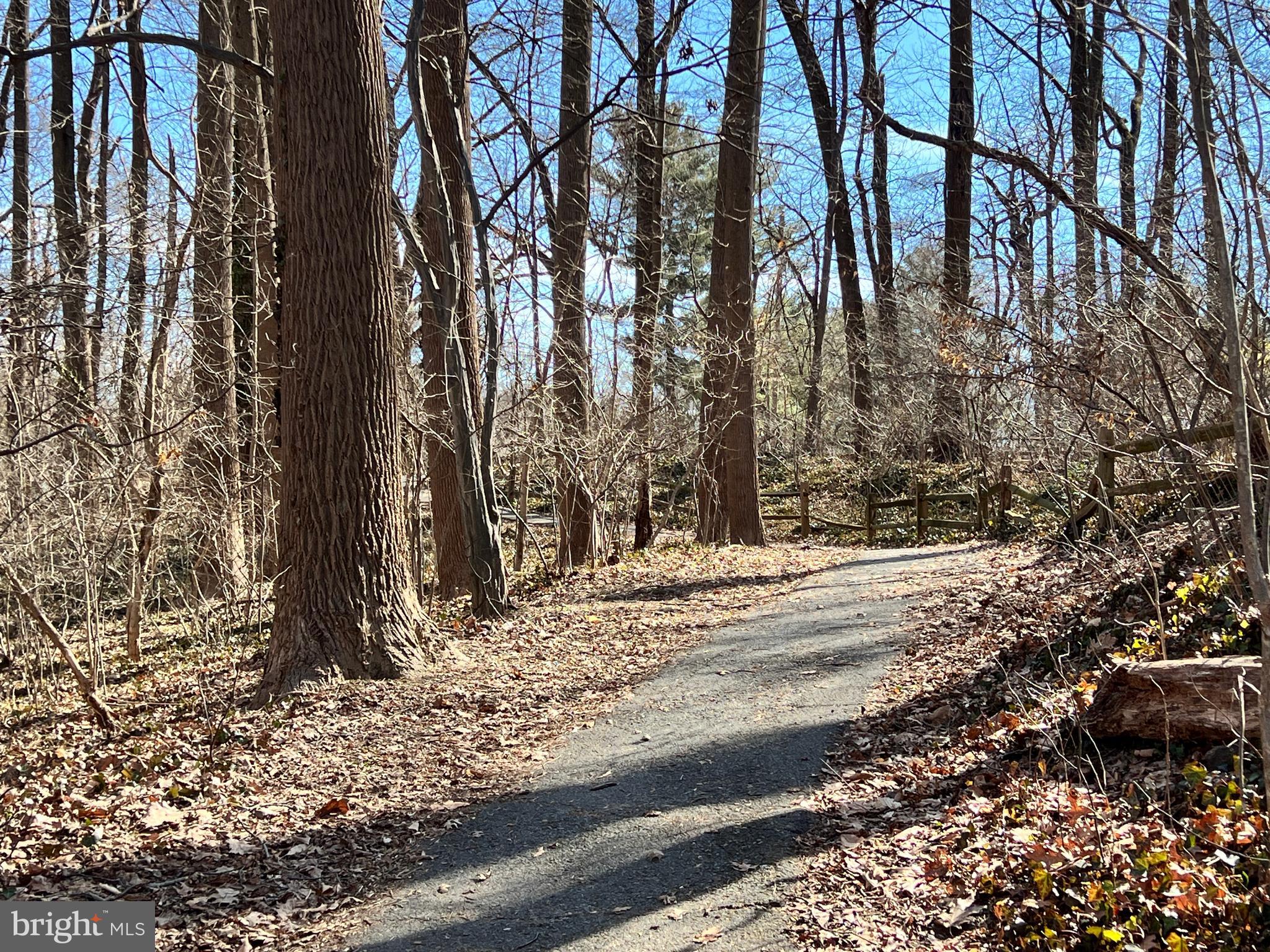 WESTMORELAND HILLS - Residential