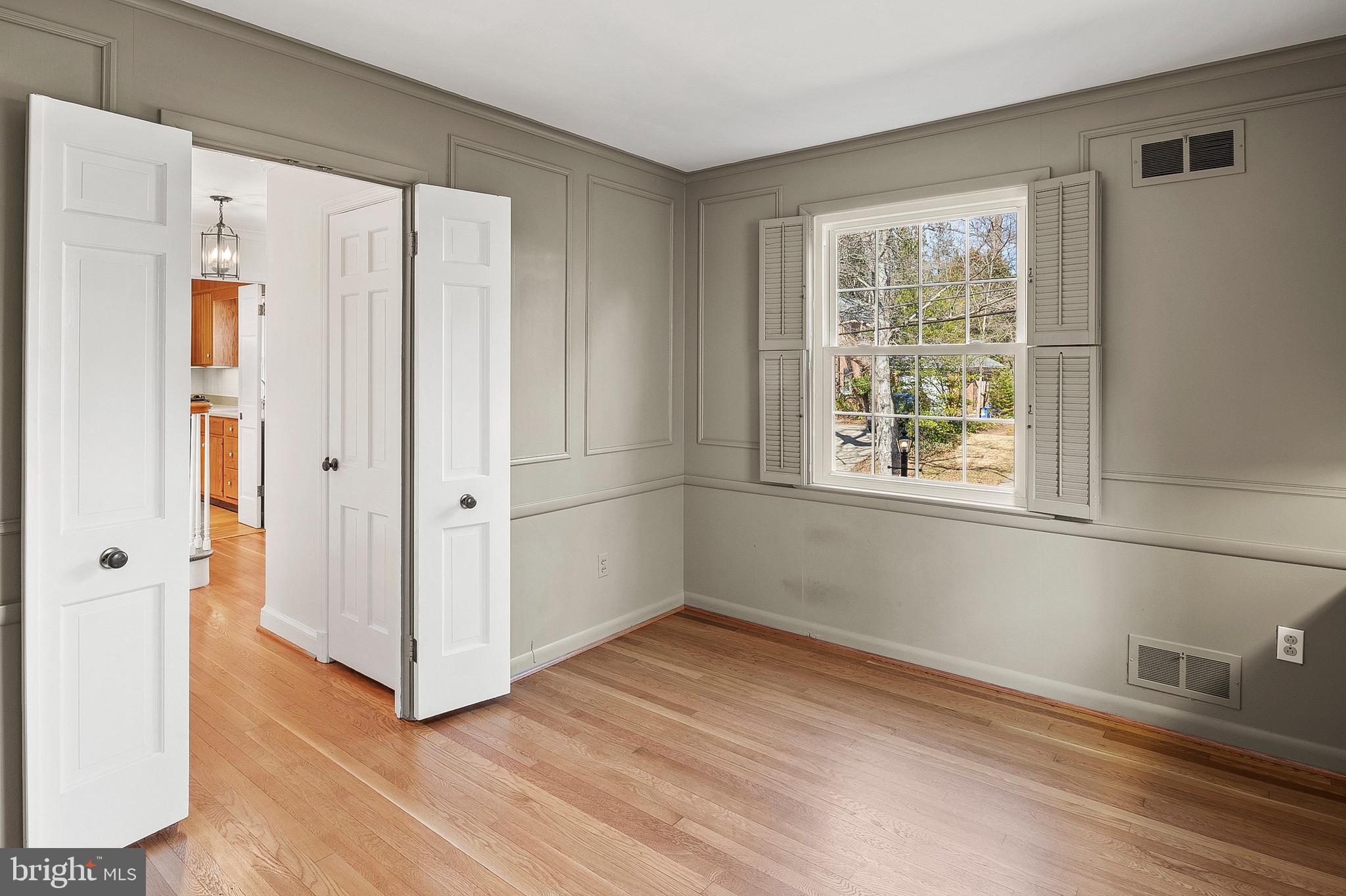 WESTMORELAND HILLS - Residential