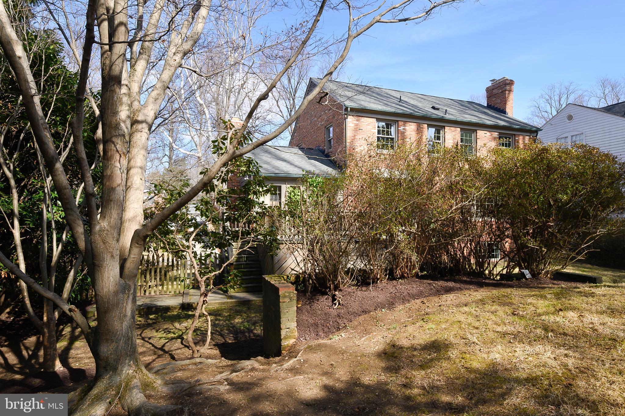 WESTMORELAND HILLS - Residential