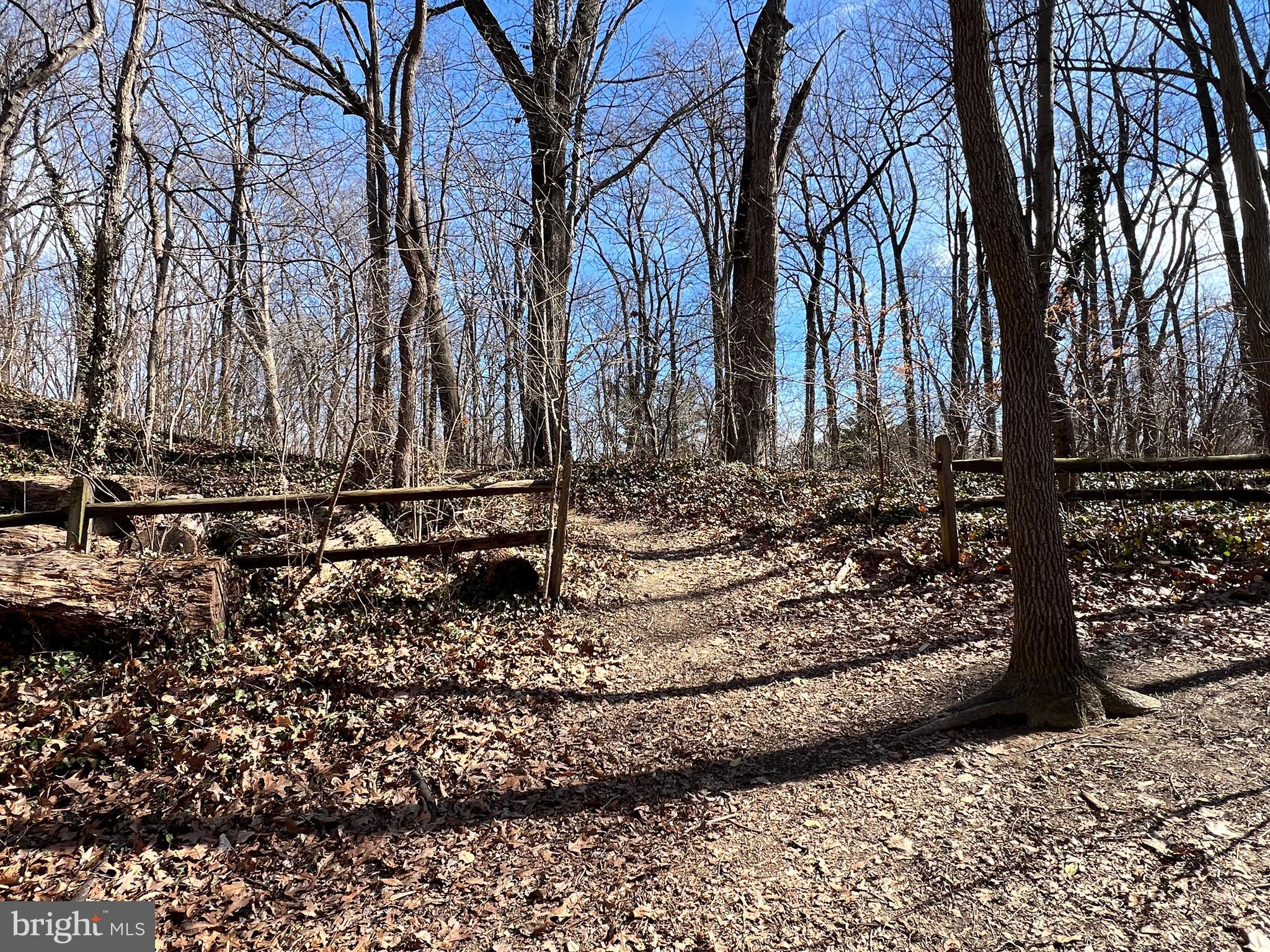 WESTMORELAND HILLS - Residential