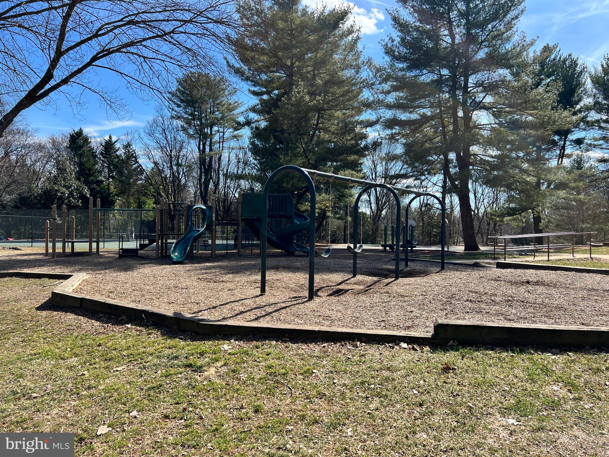 WESTMORELAND HILLS - Residential