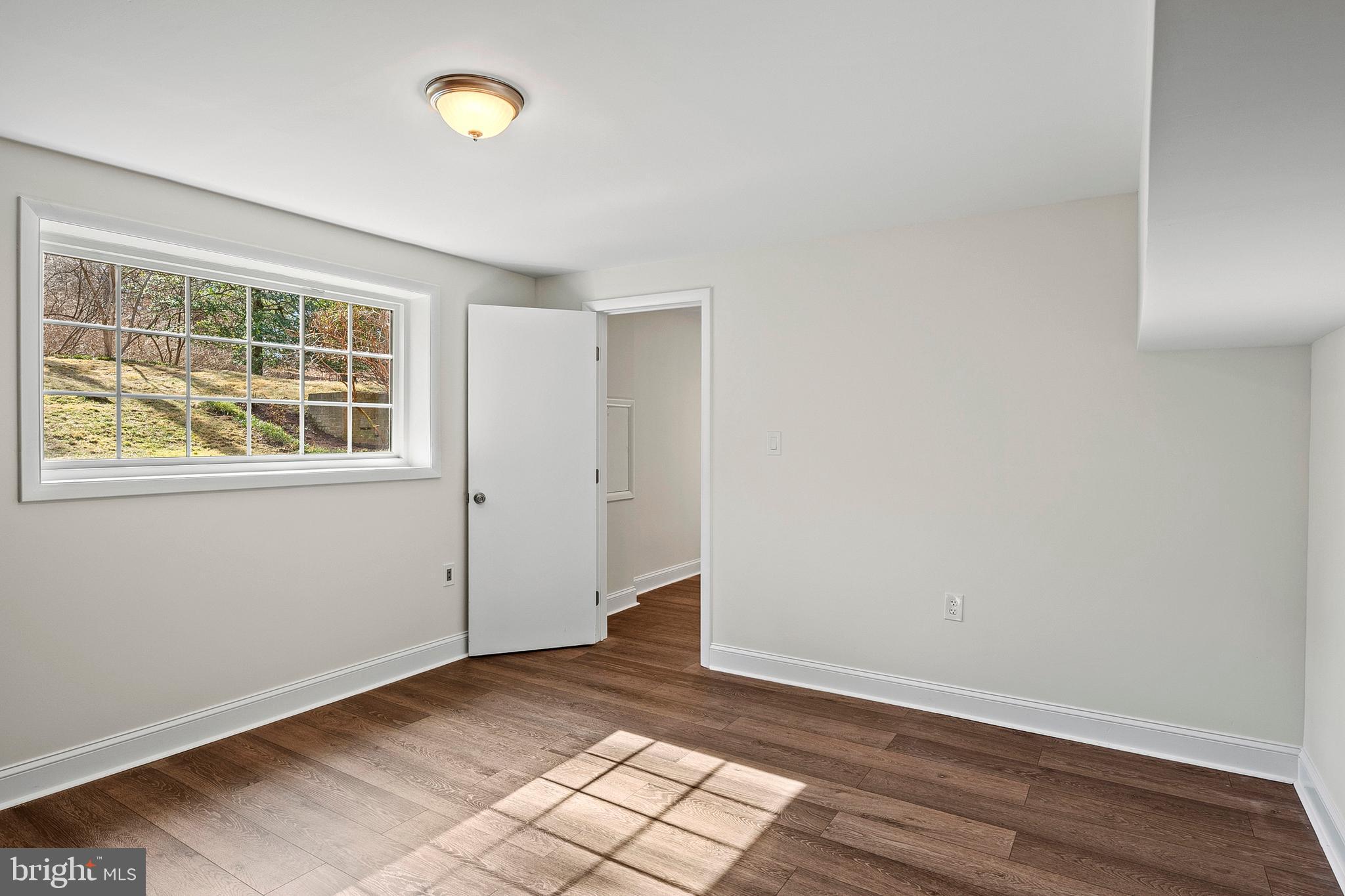 WESTMORELAND HILLS - Residential