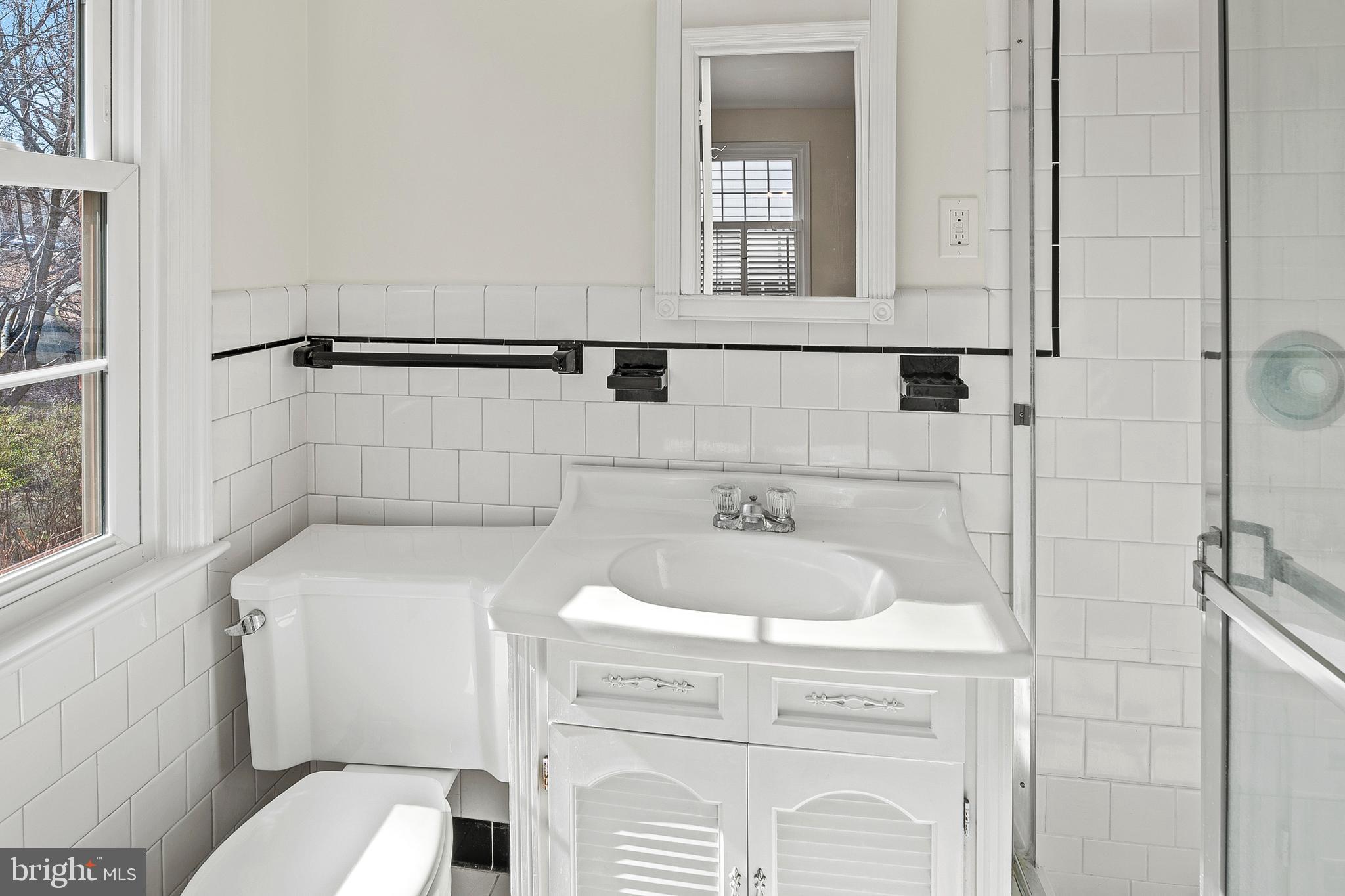 WESTMORELAND HILLS - Residential