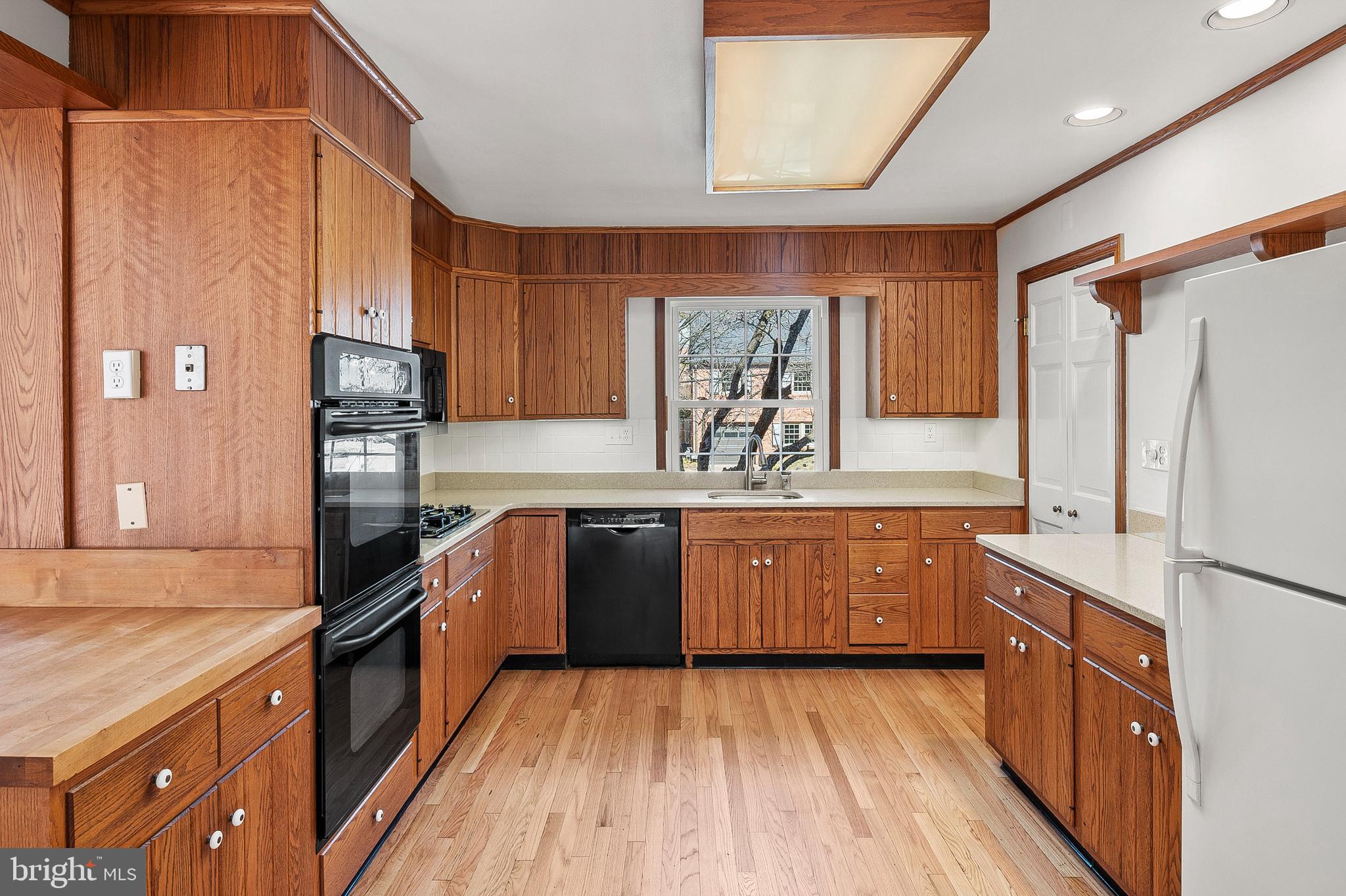 WESTMORELAND HILLS - Residential