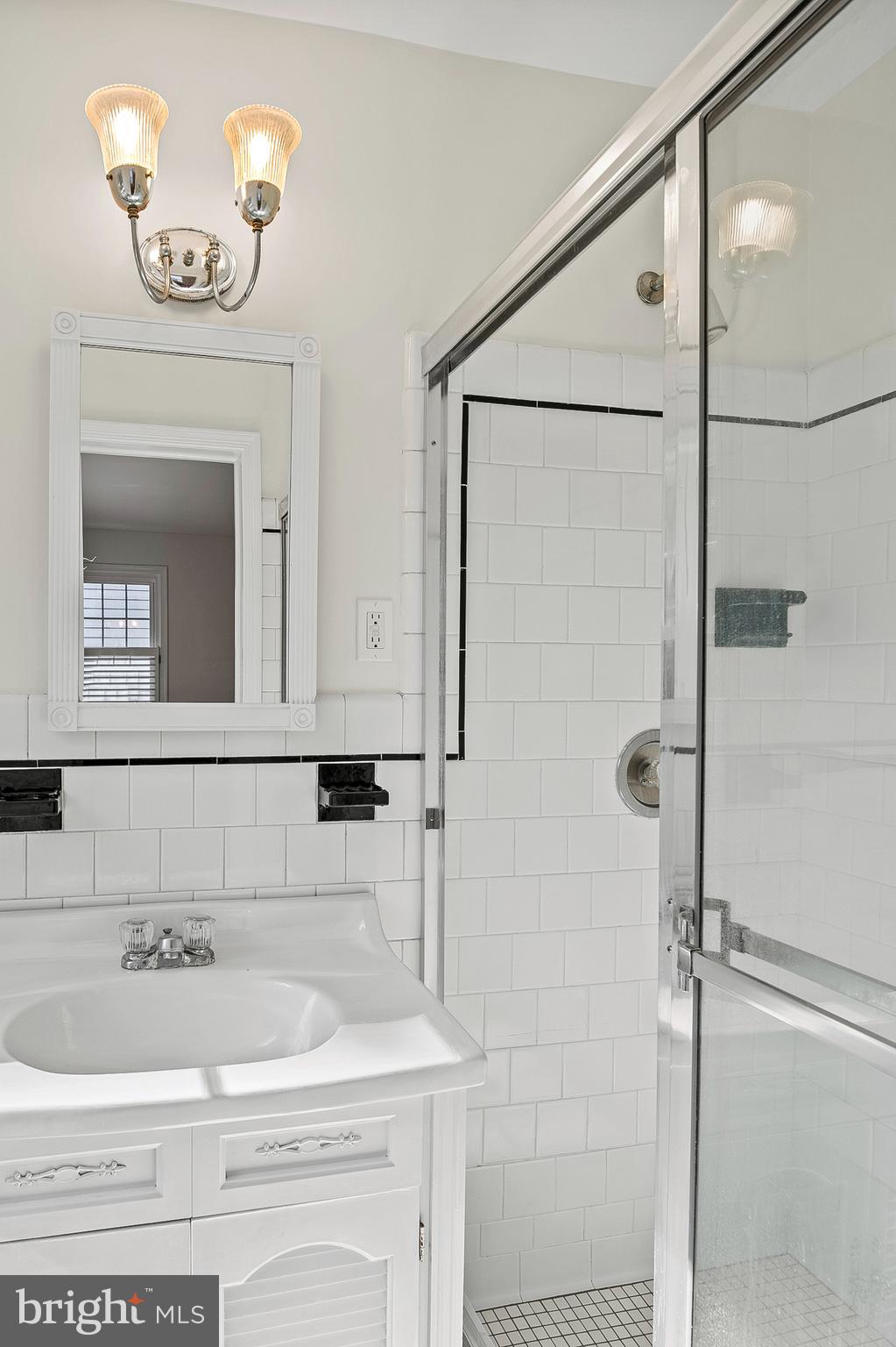 WESTMORELAND HILLS - Residential