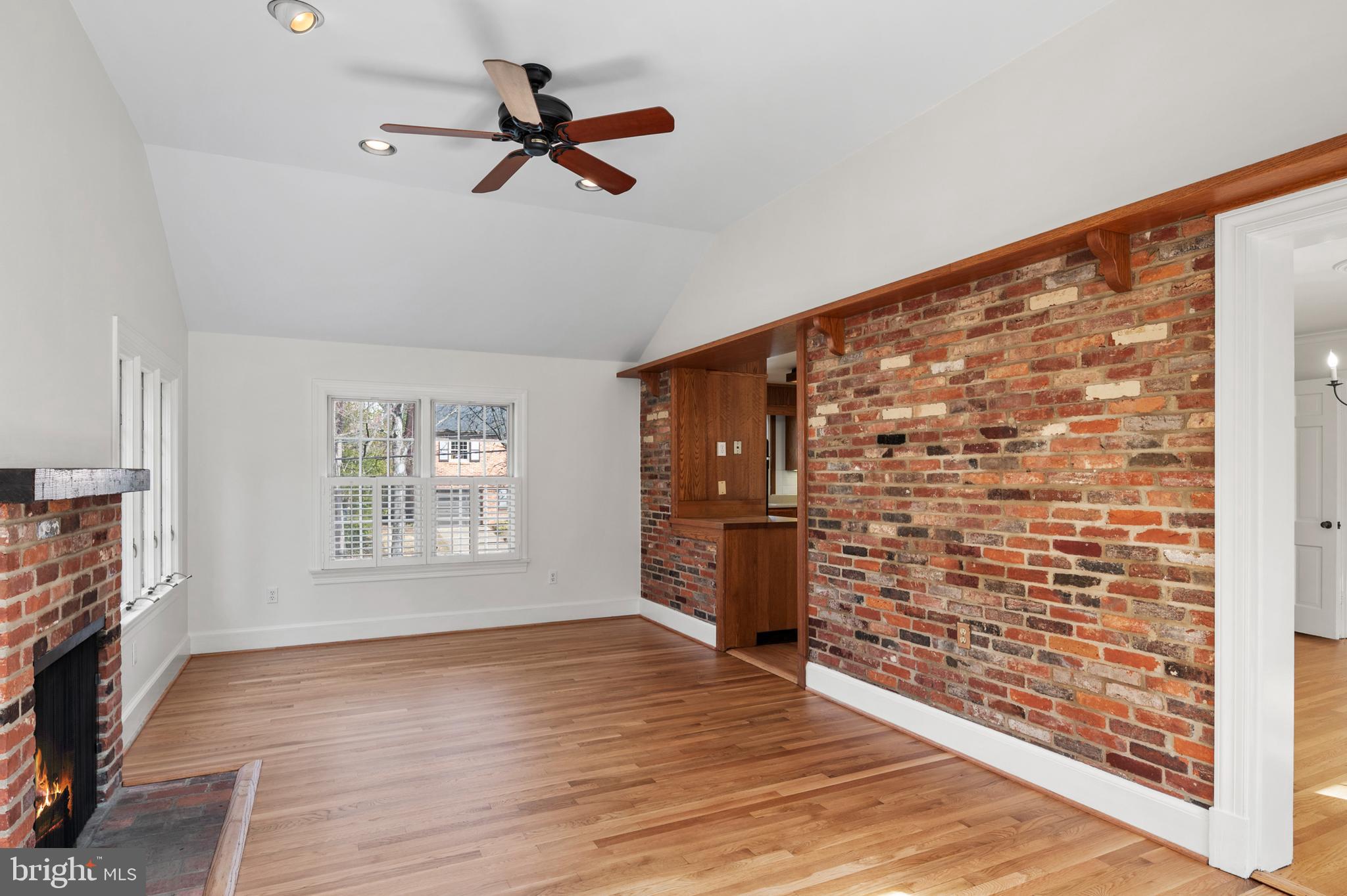 WESTMORELAND HILLS - Residential