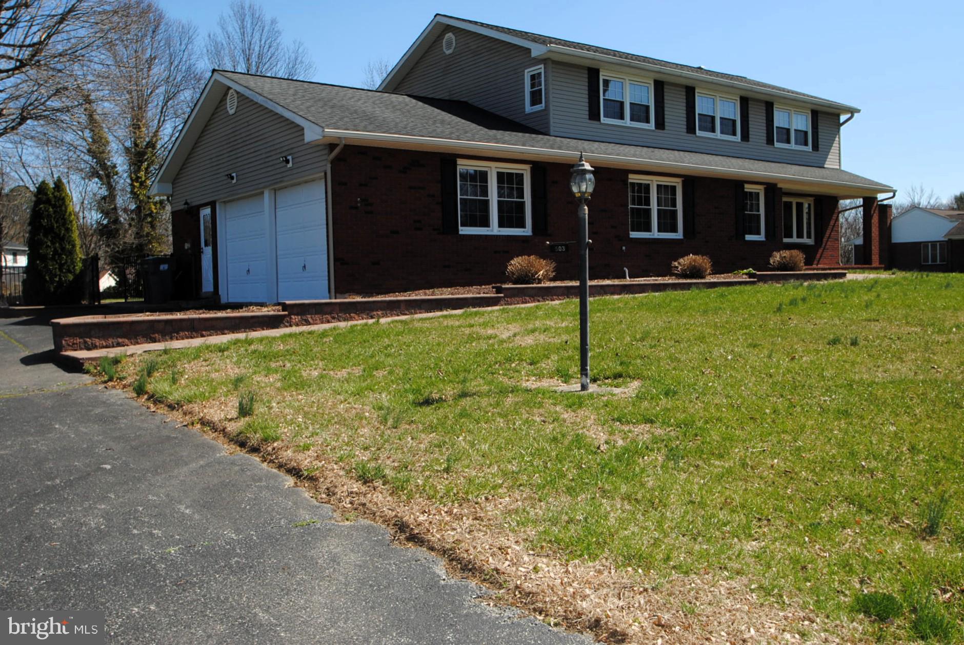 ROLLING MEADOWS - Residential