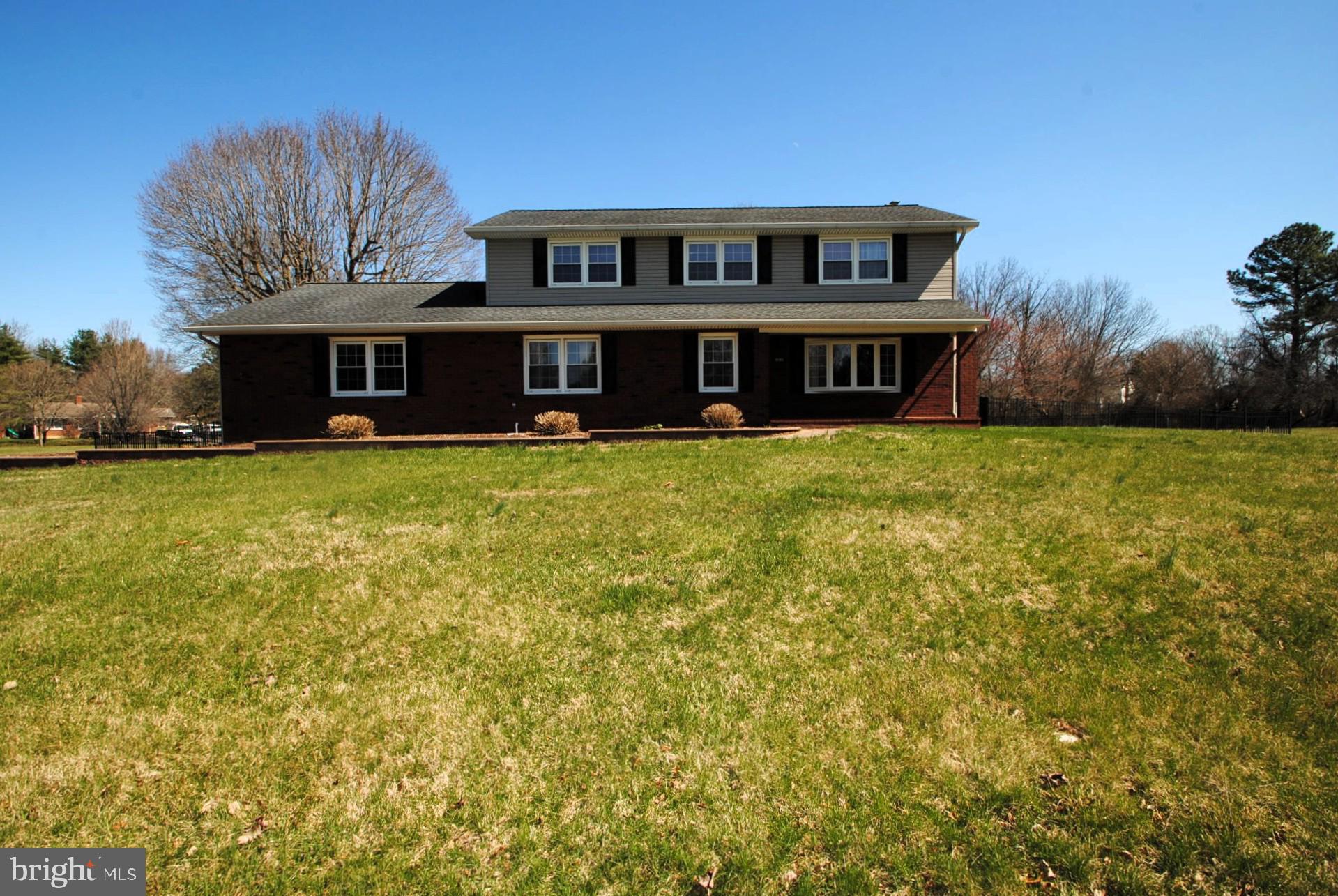 ROLLING MEADOWS - Residential