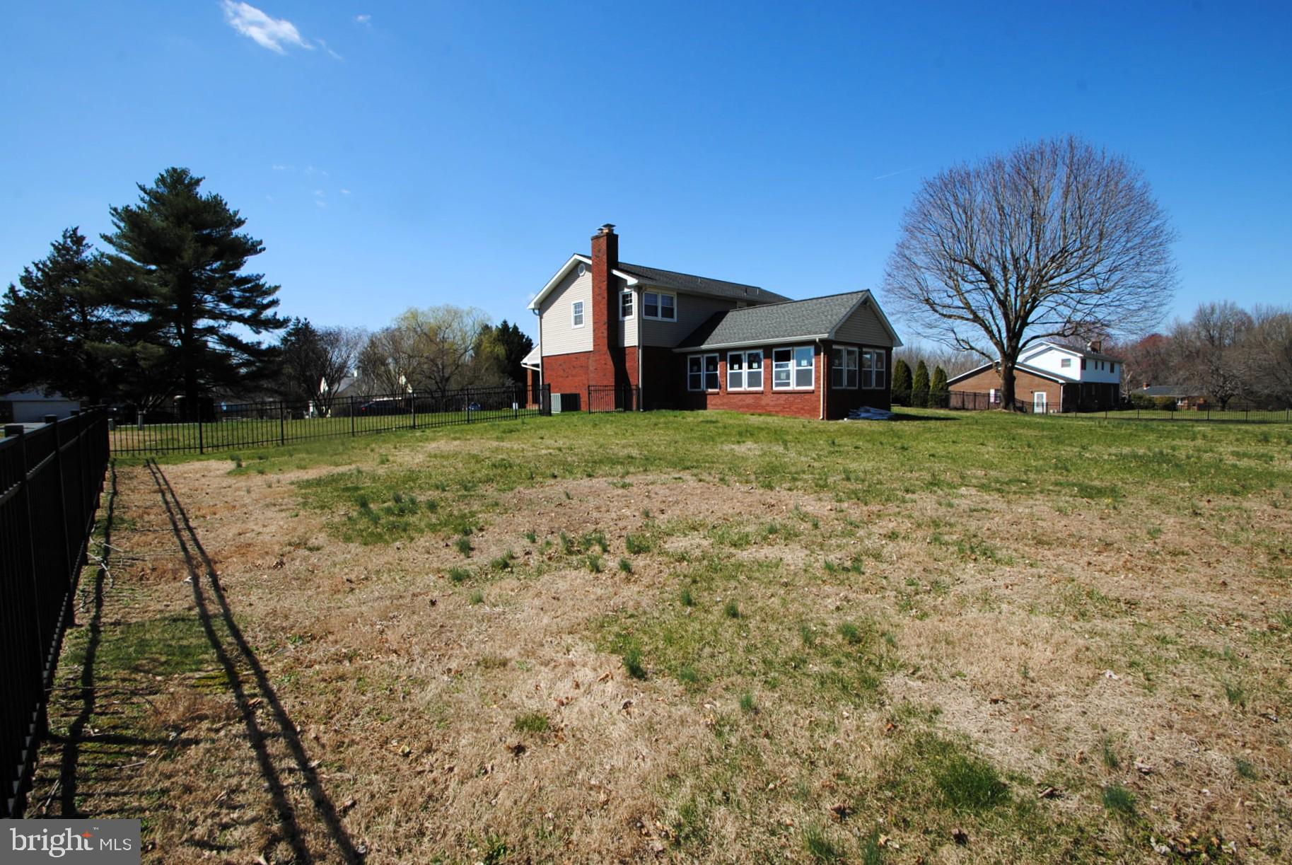 ROLLING MEADOWS - Residential