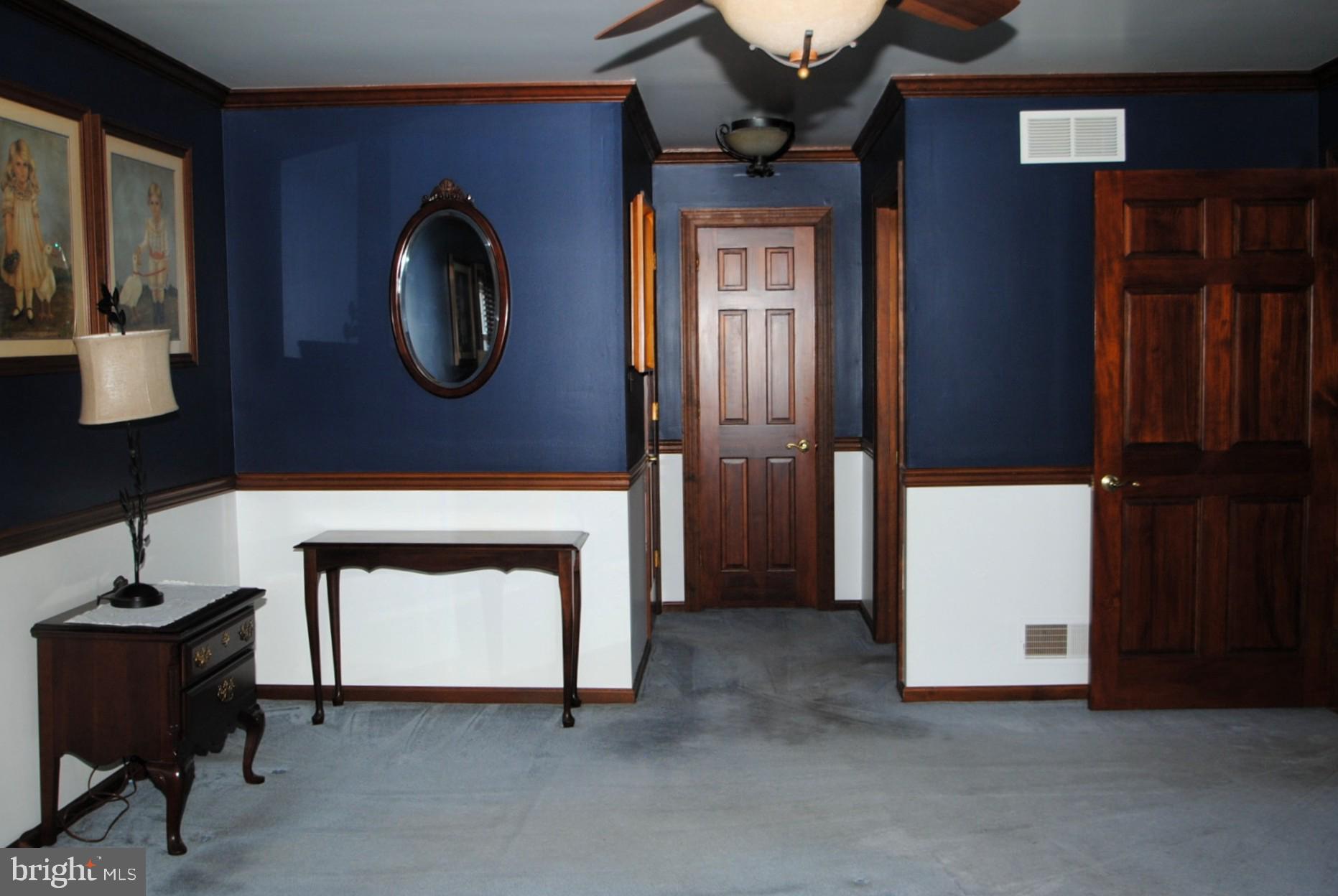 ROLLING MEADOWS - Residential