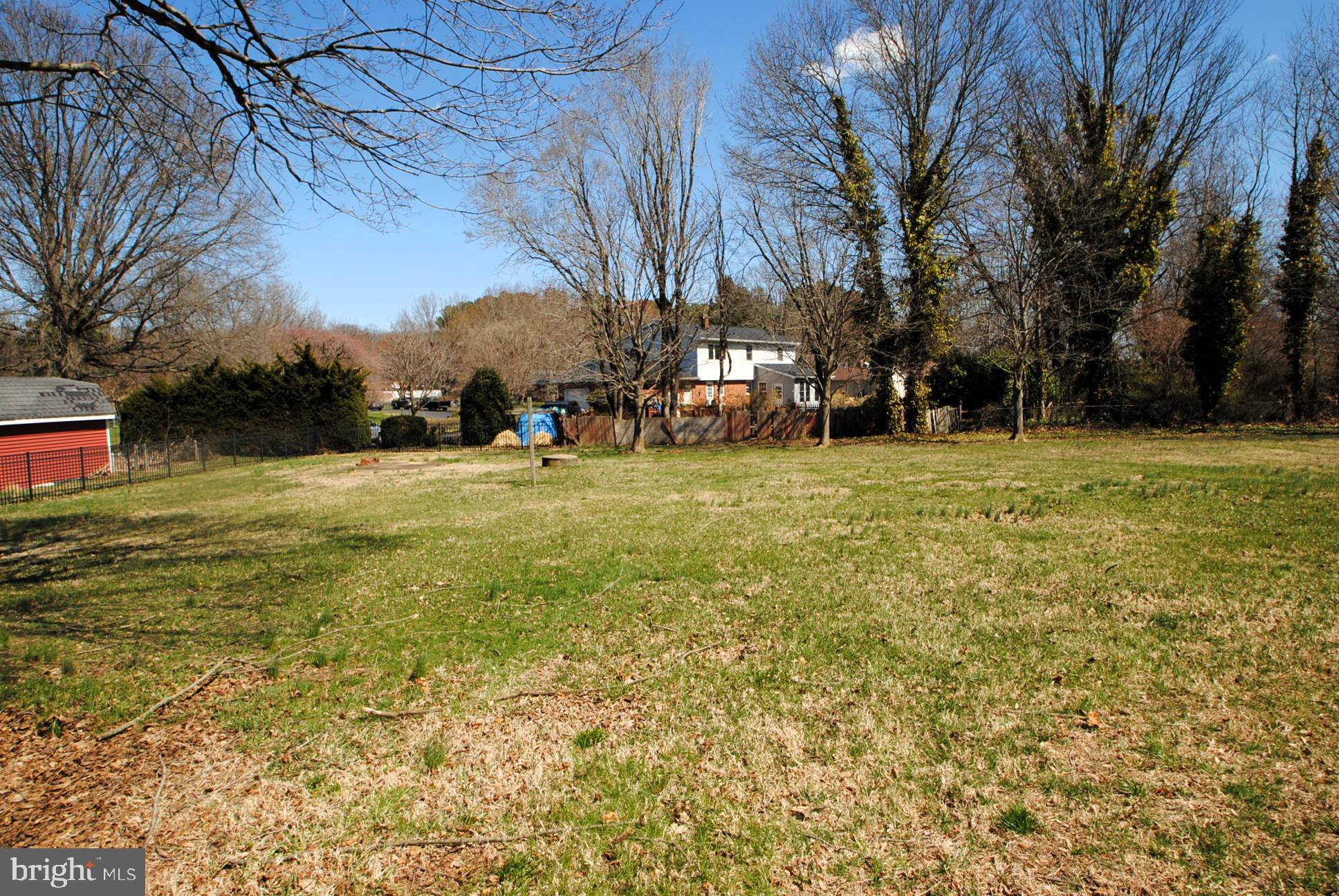 ROLLING MEADOWS - Residential