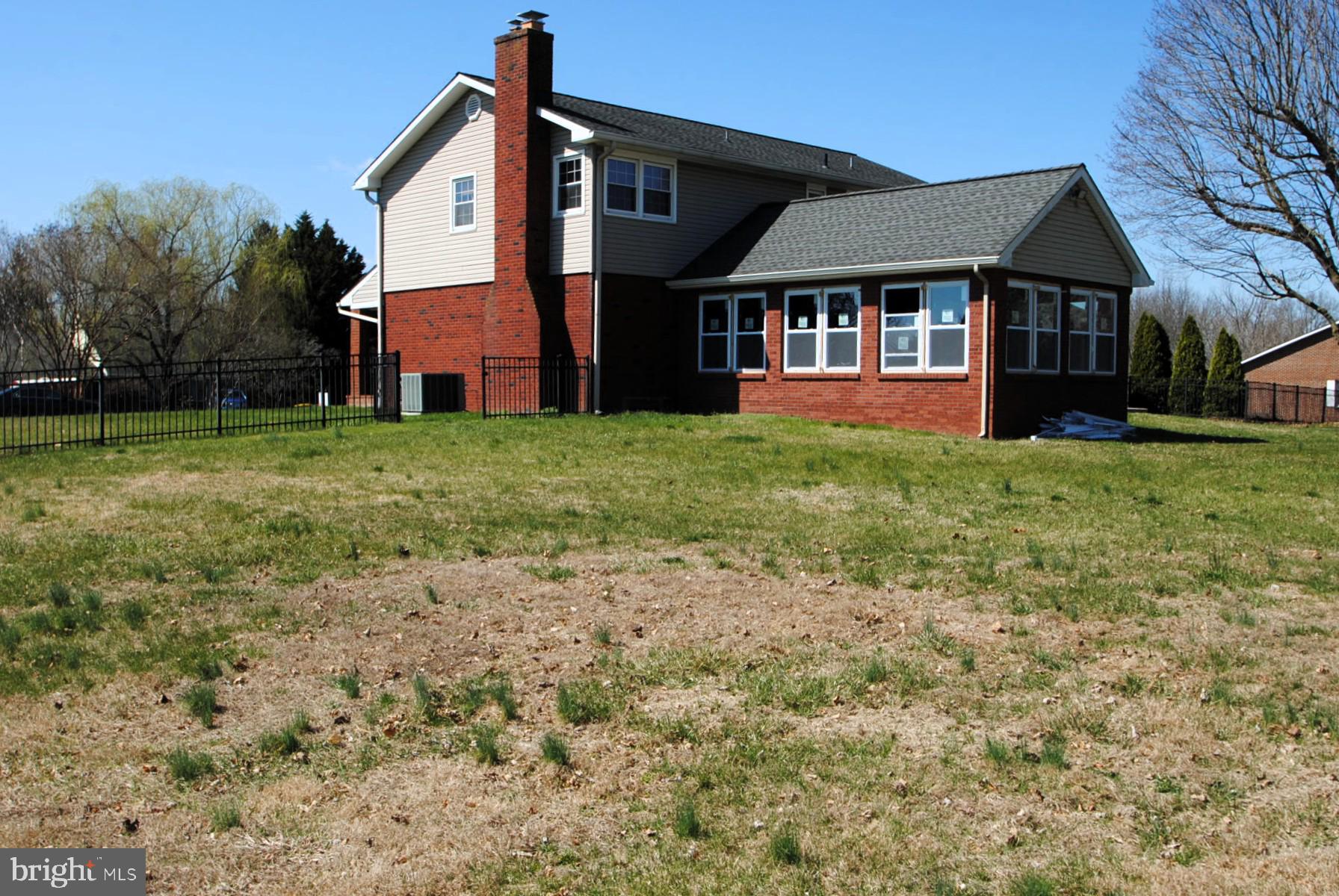 ROLLING MEADOWS - Residential