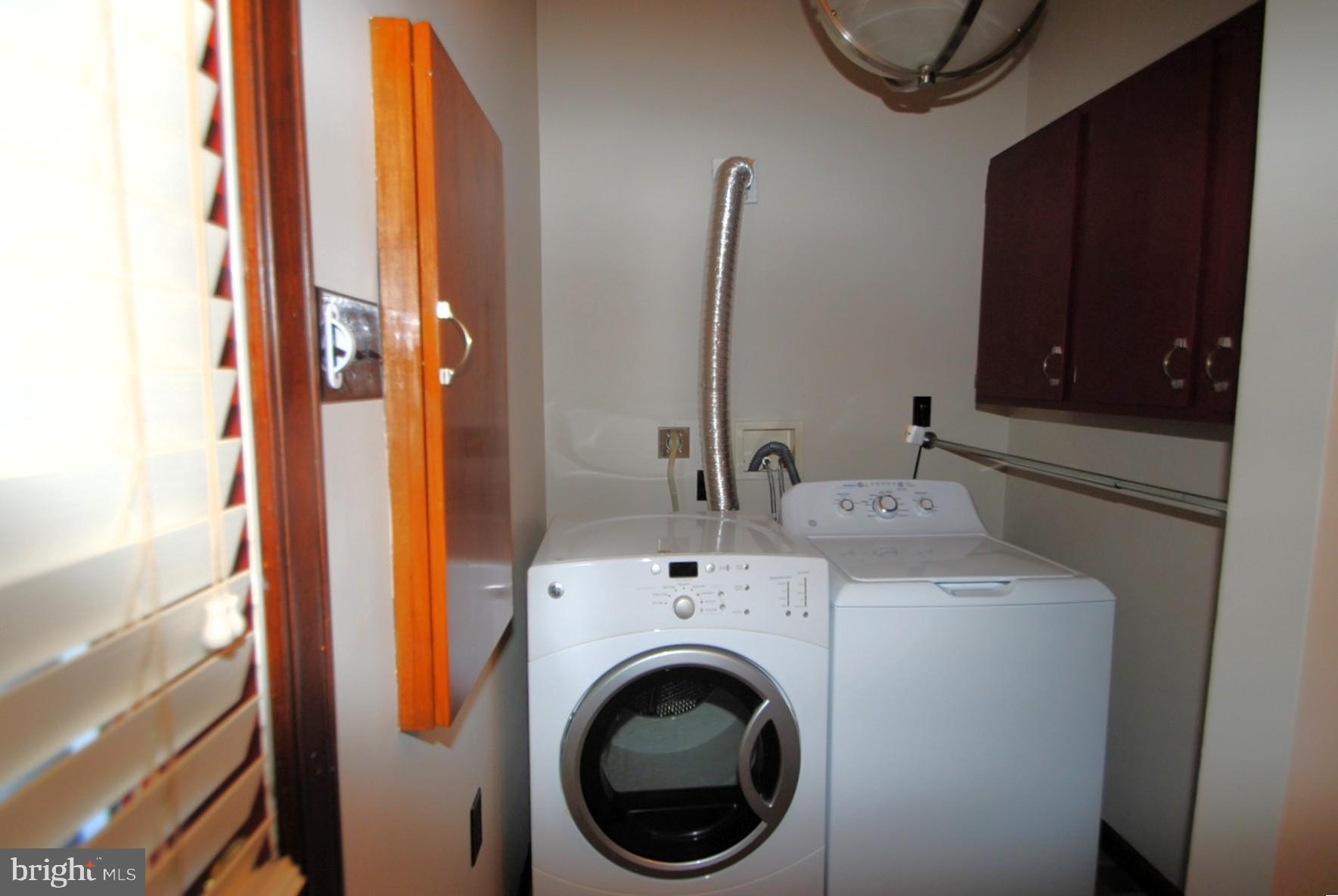 ROLLING MEADOWS - Residential