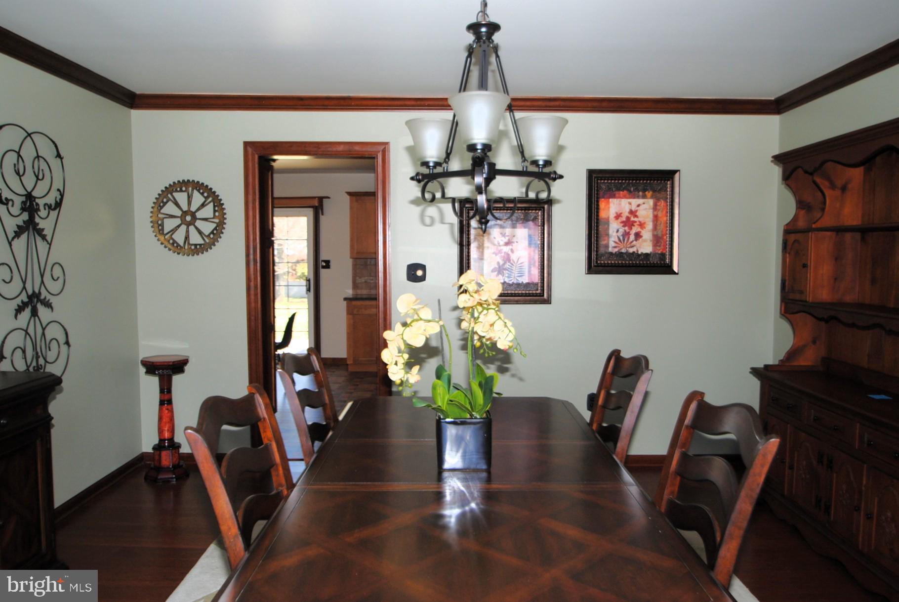 ROLLING MEADOWS - Residential