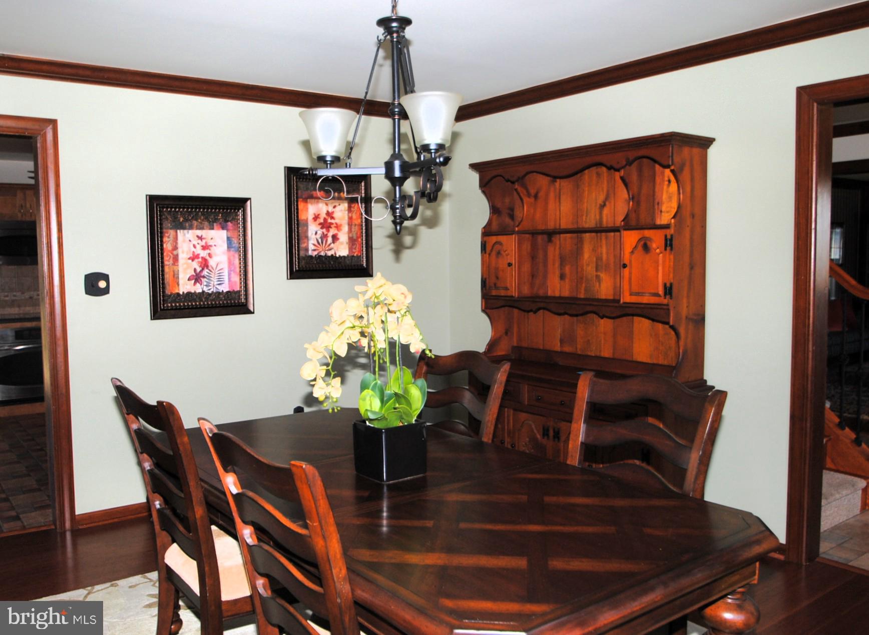 ROLLING MEADOWS - Residential