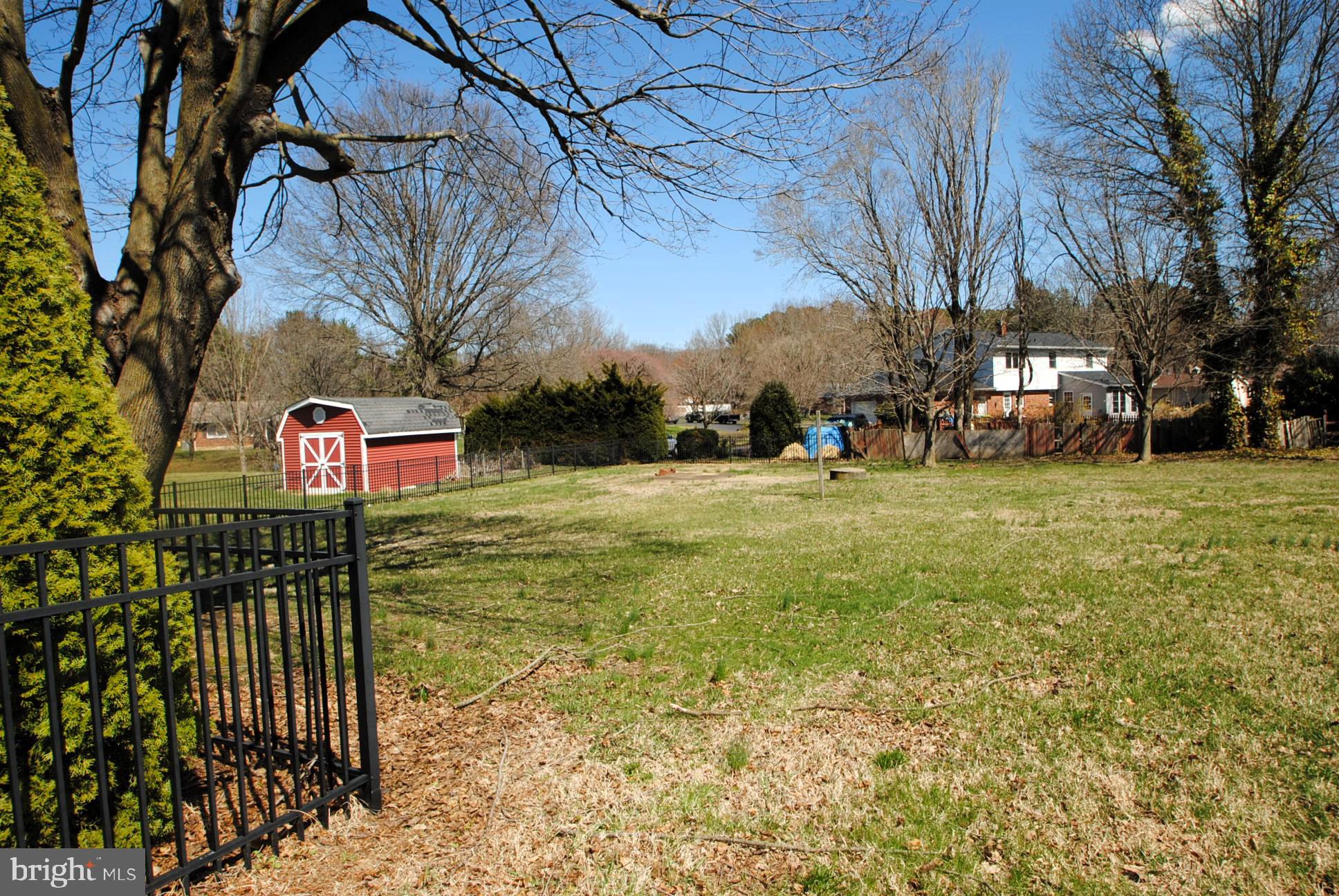 ROLLING MEADOWS - Residential