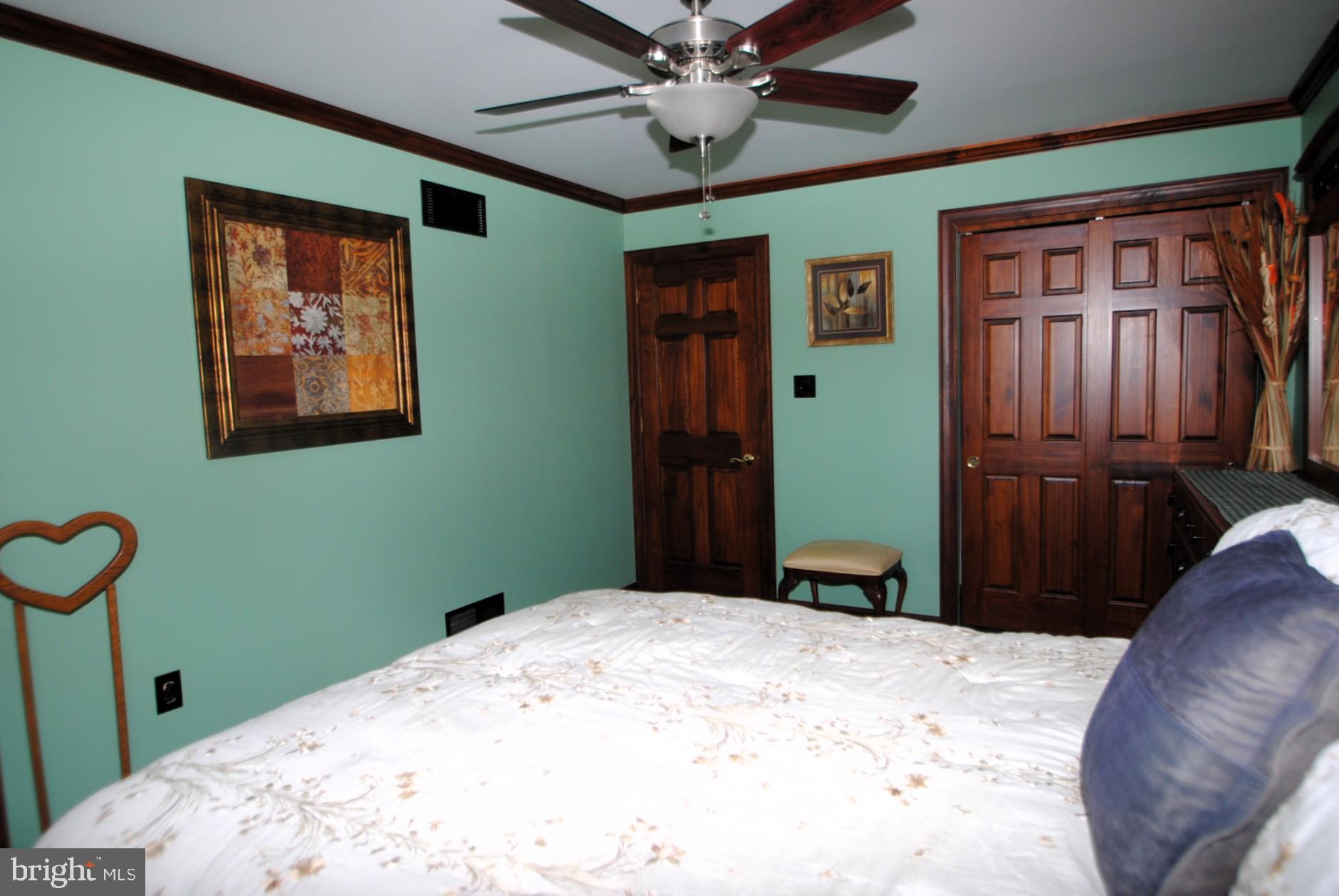 ROLLING MEADOWS - Residential