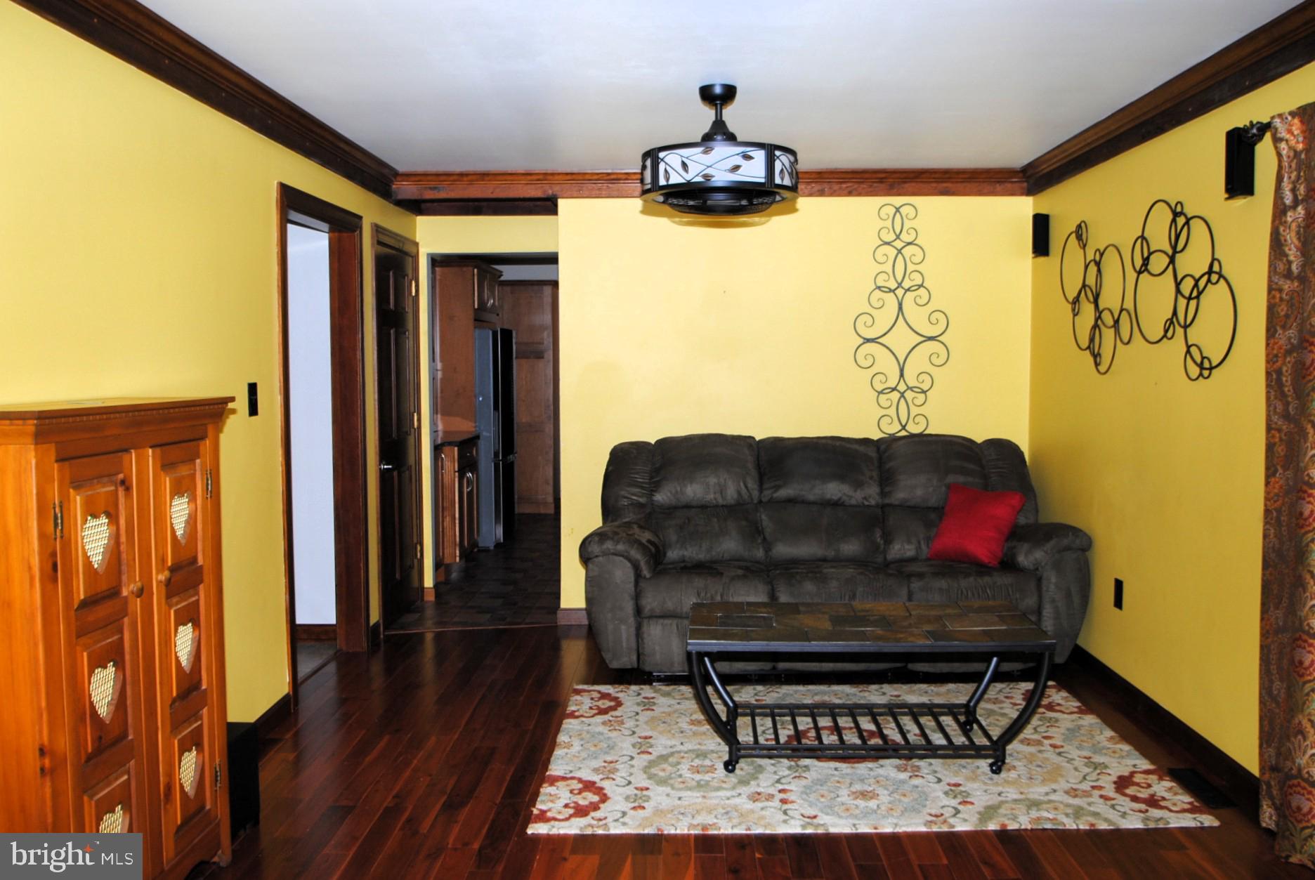 ROLLING MEADOWS - Residential